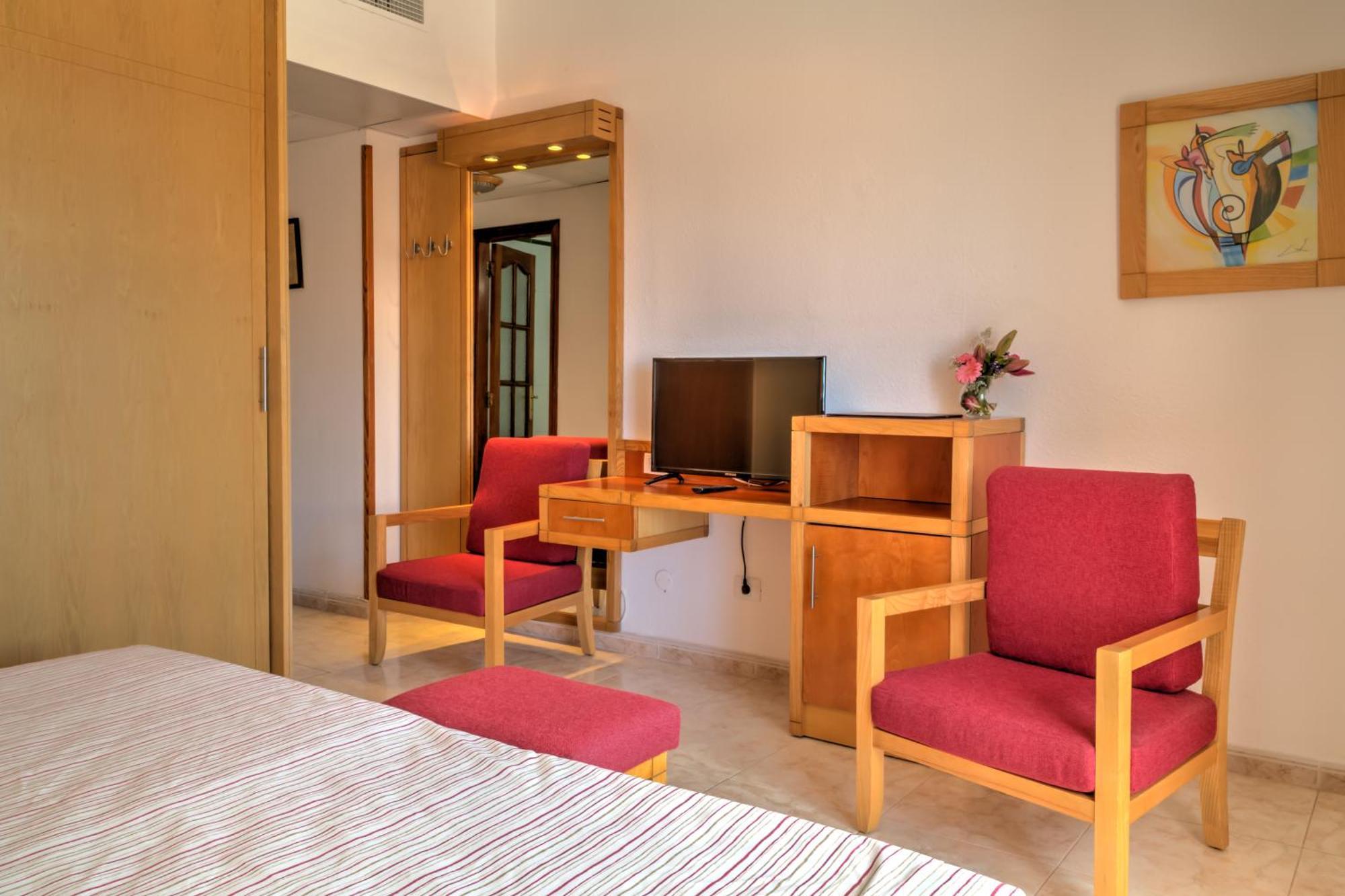Standard Single Room