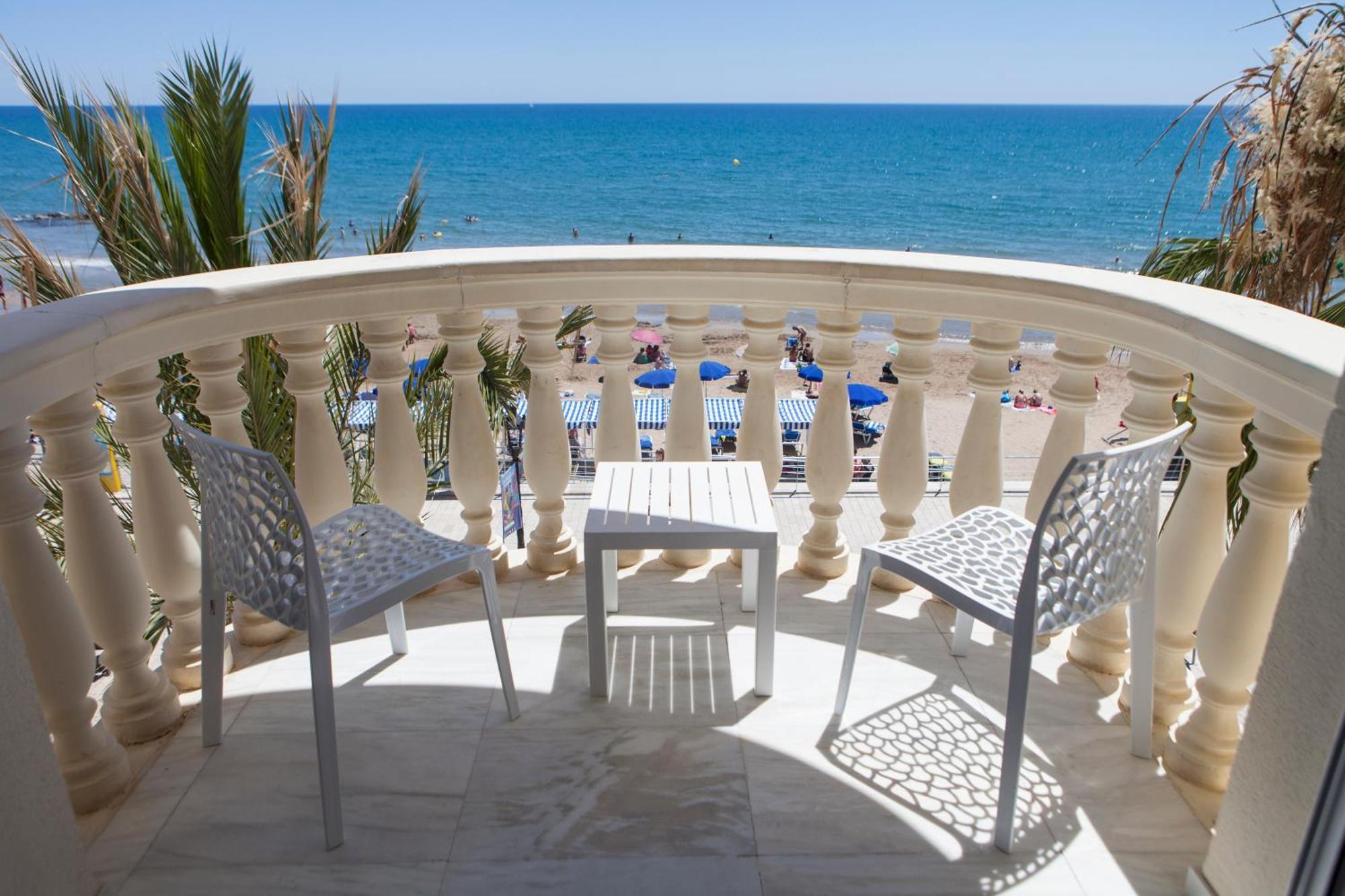 Deluxe Room Balcony Sea View