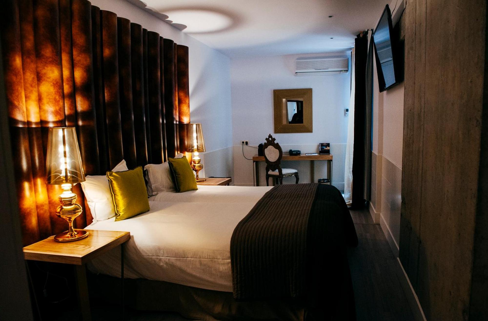 Basic Twin Room
