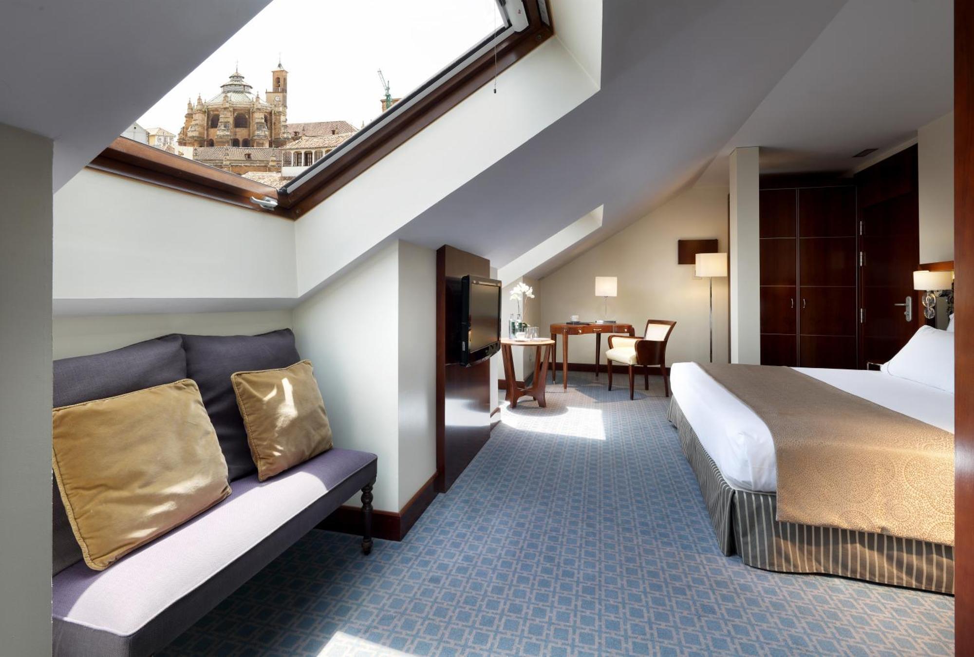 Suite City Views