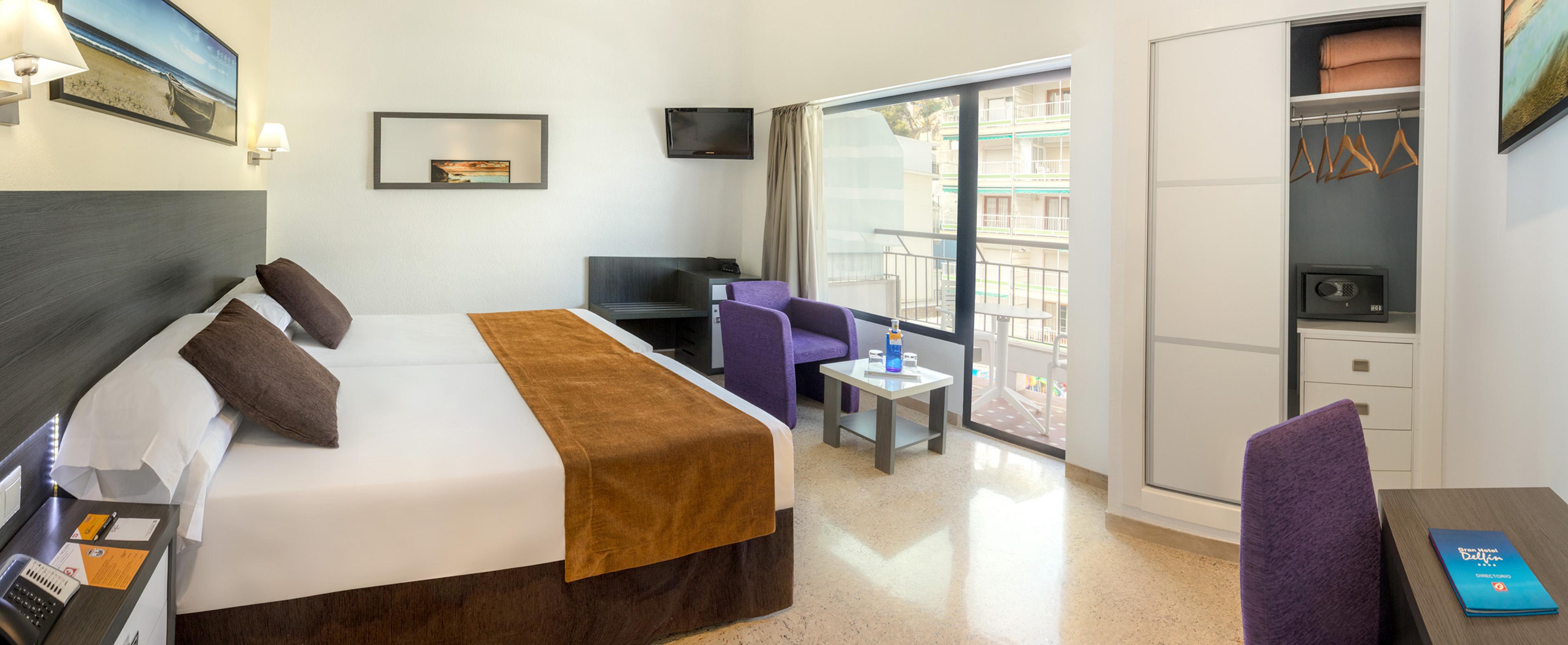 Double or Twin Room Balcony