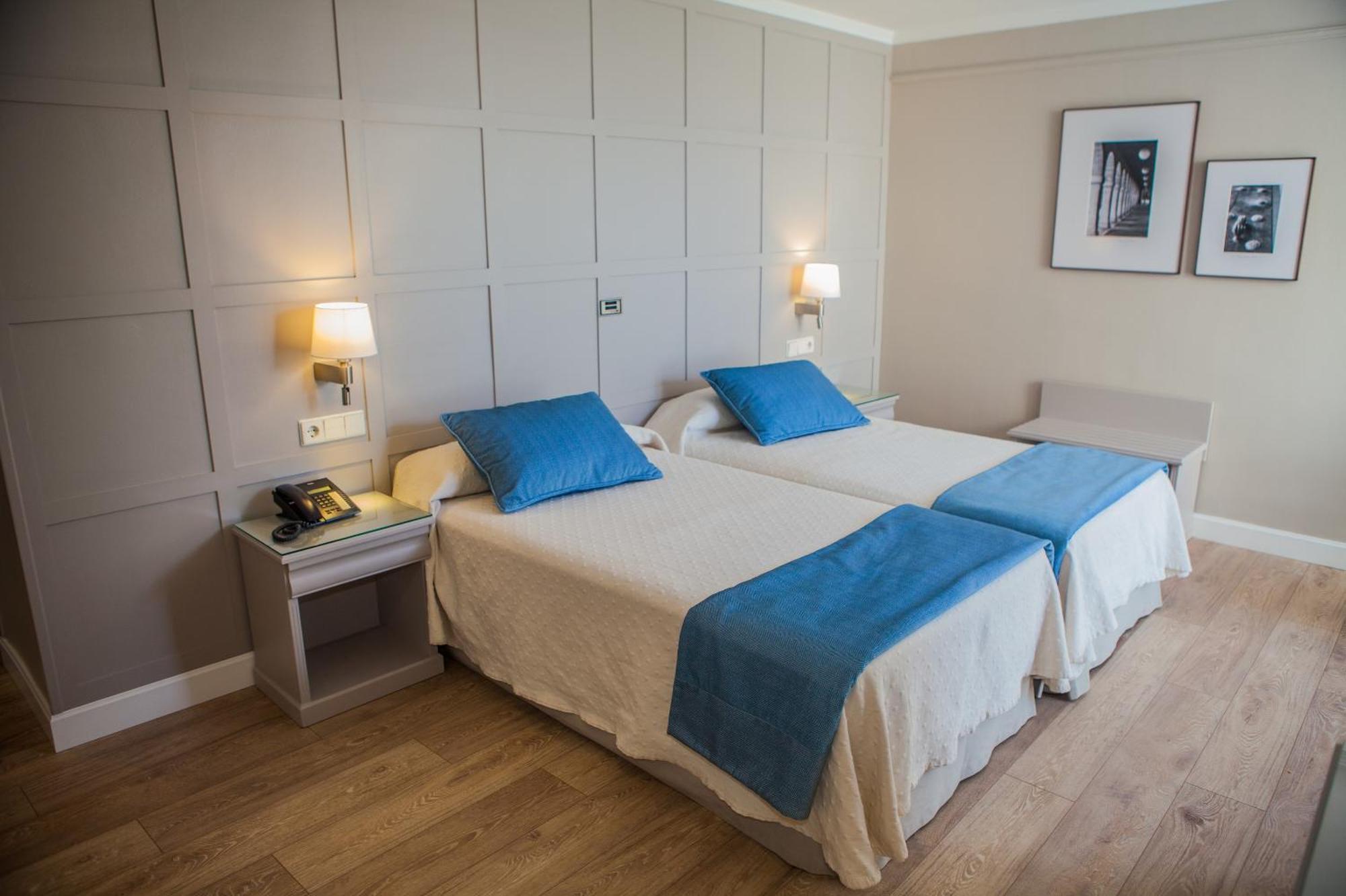 Double or Twin Room Terrace