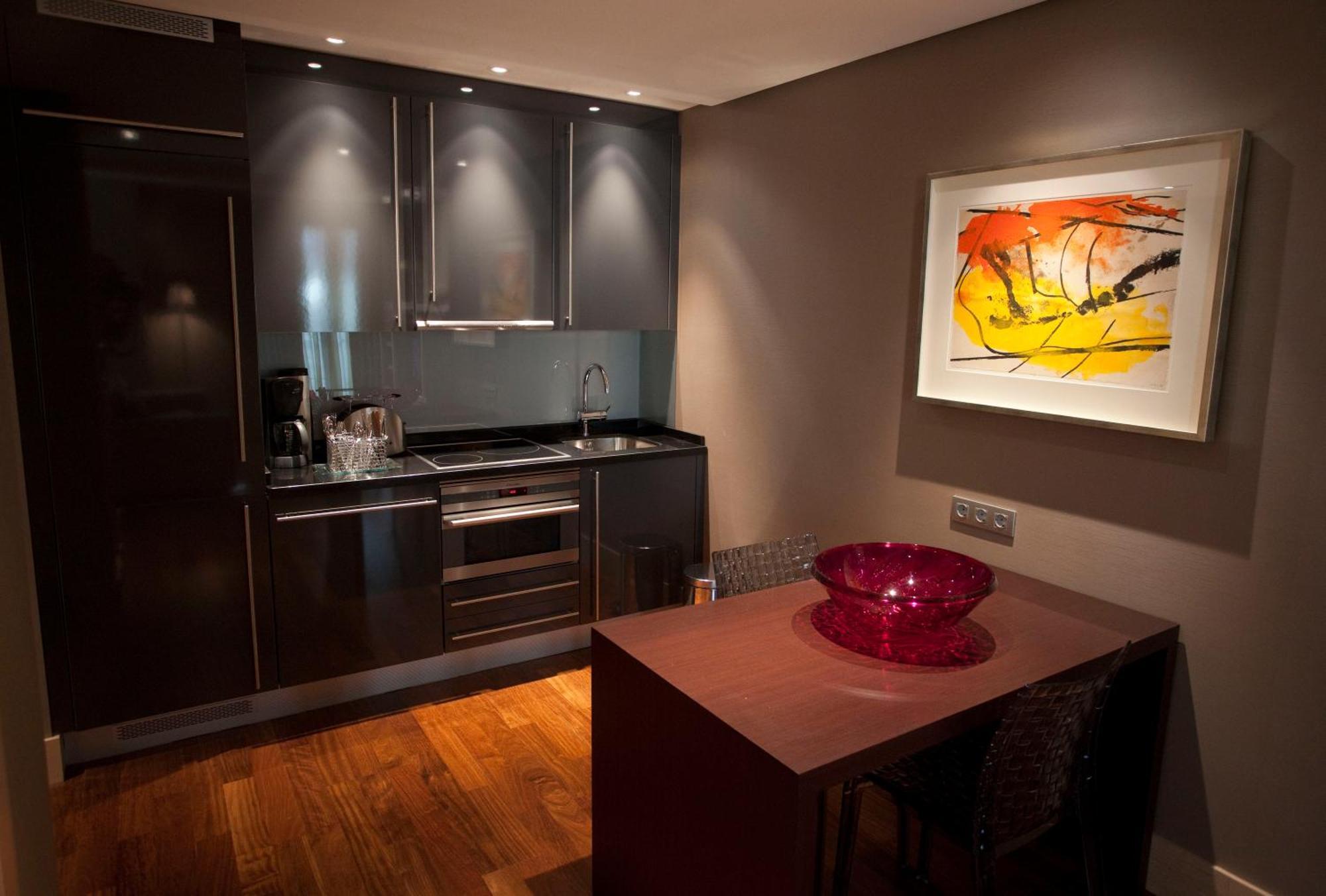 Premium Suite