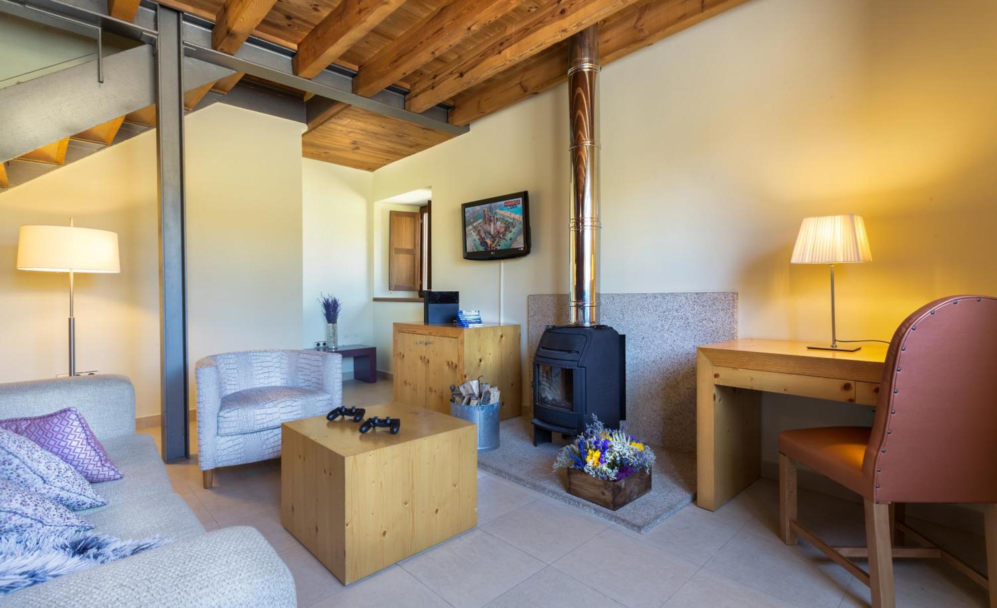 Duplex Room chimney