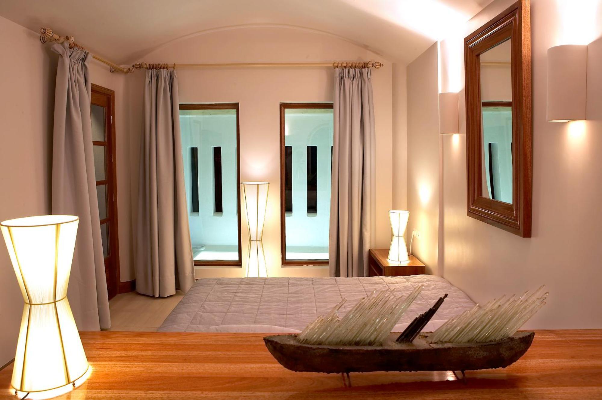 Junior Suite Outdoor Whirlpool