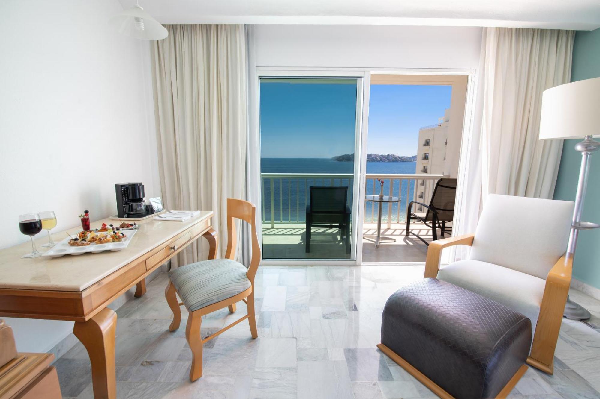 Club Privilege Suite Sea View