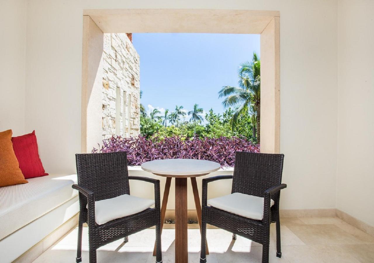 Junior Suite Tropical View Double