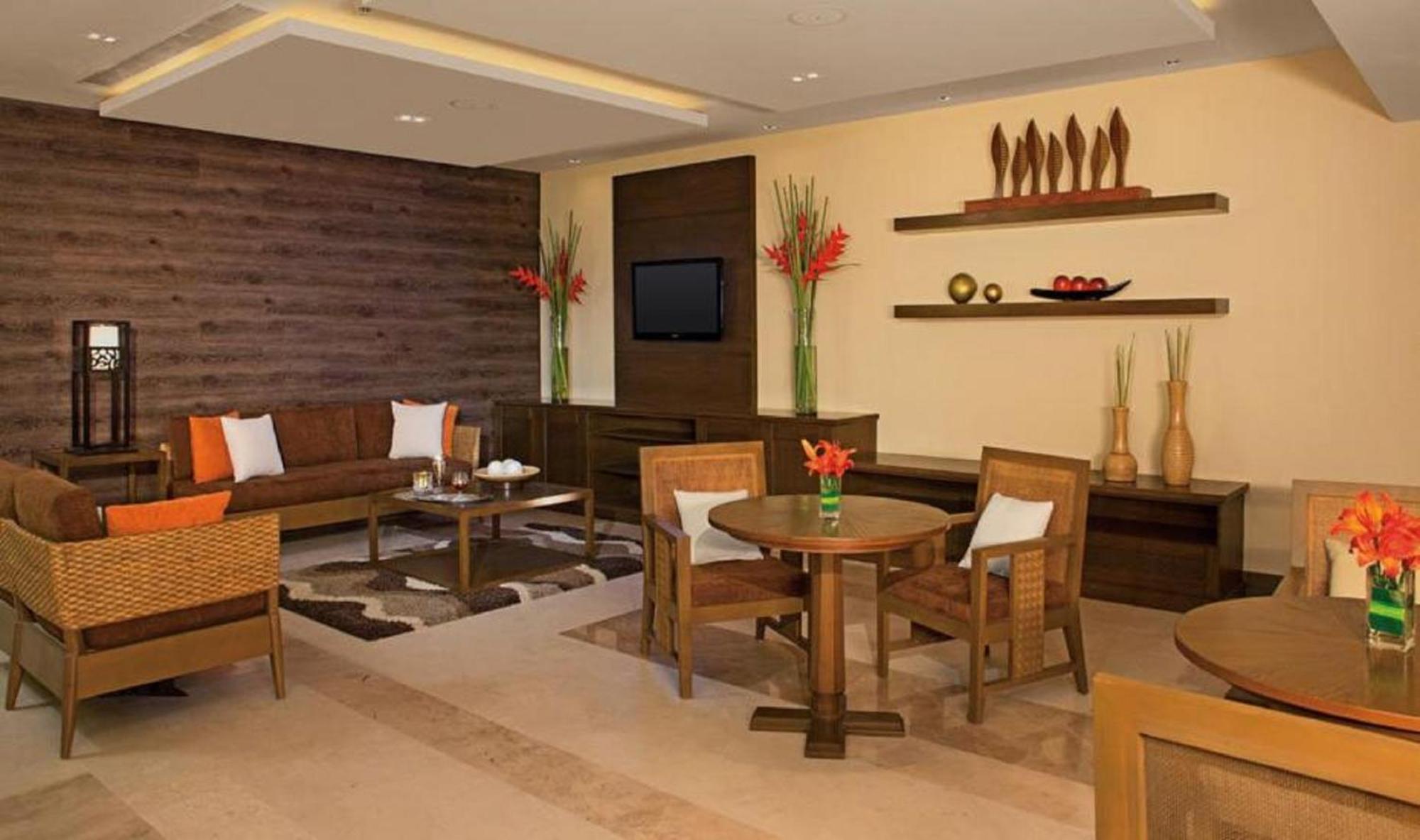 Preferred Club Junior Suite Garden View King