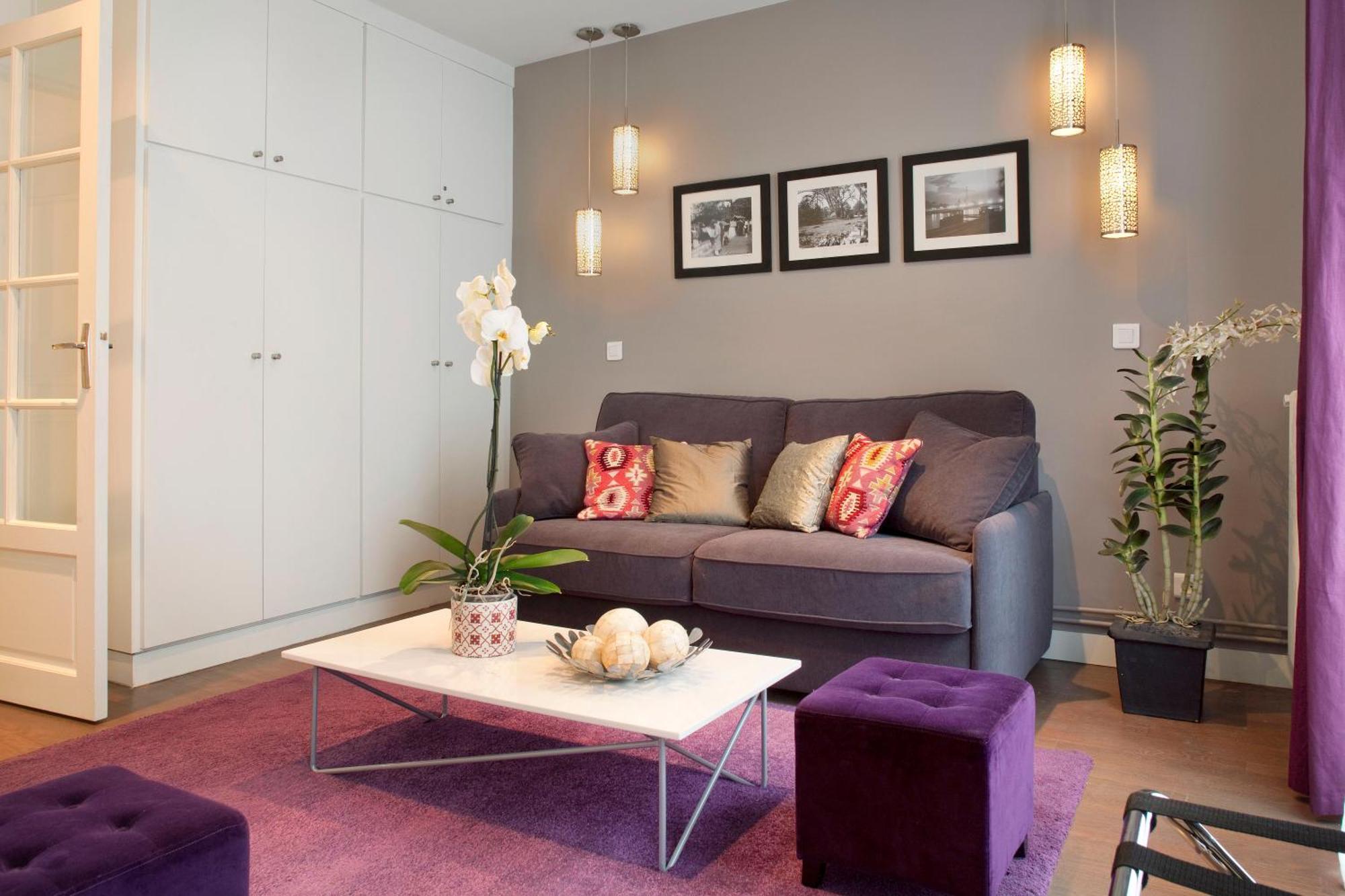 Superior Apartment - located in the building nextdoor,1273872958:JPEG