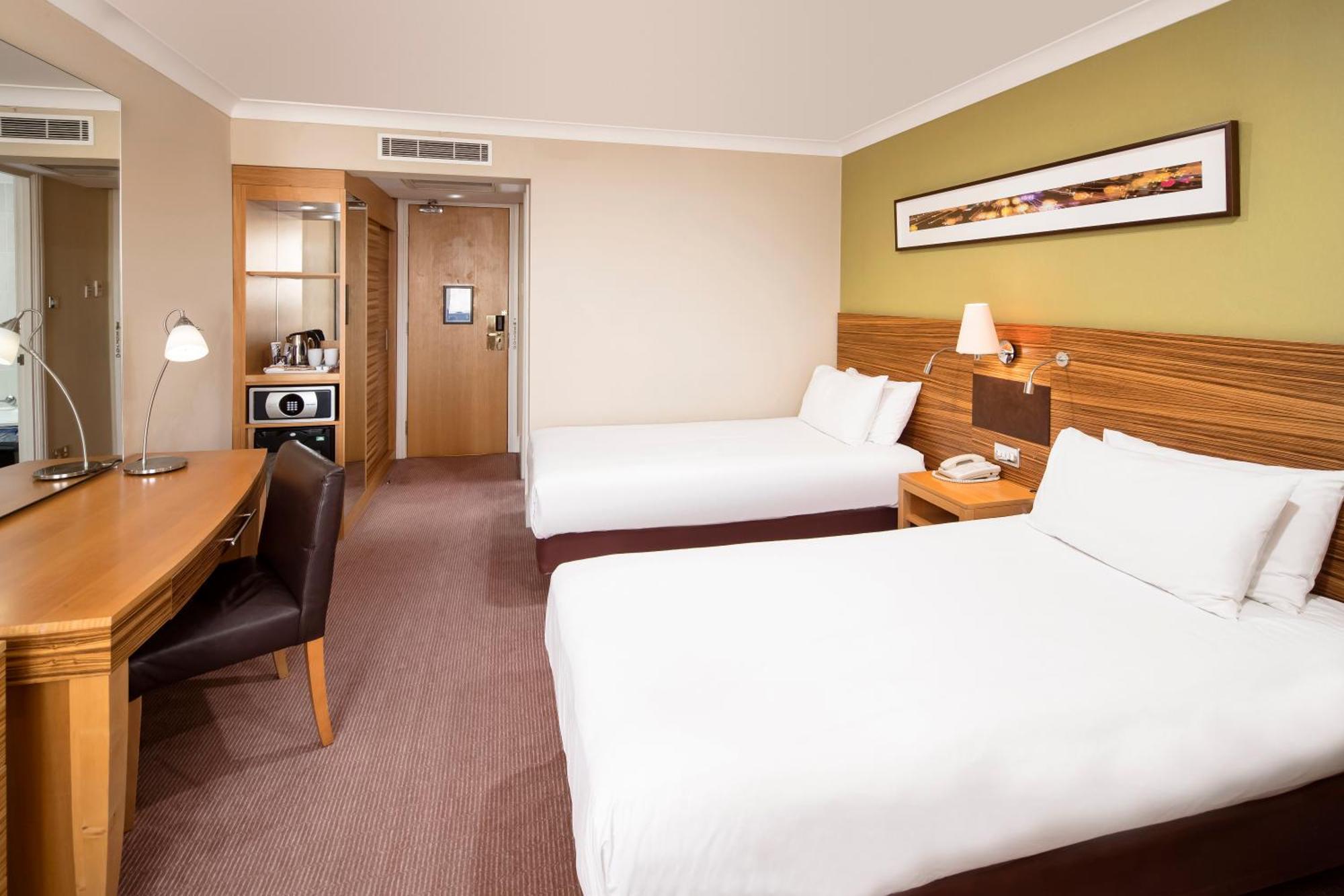 Standard Room,1273965829:JPEG