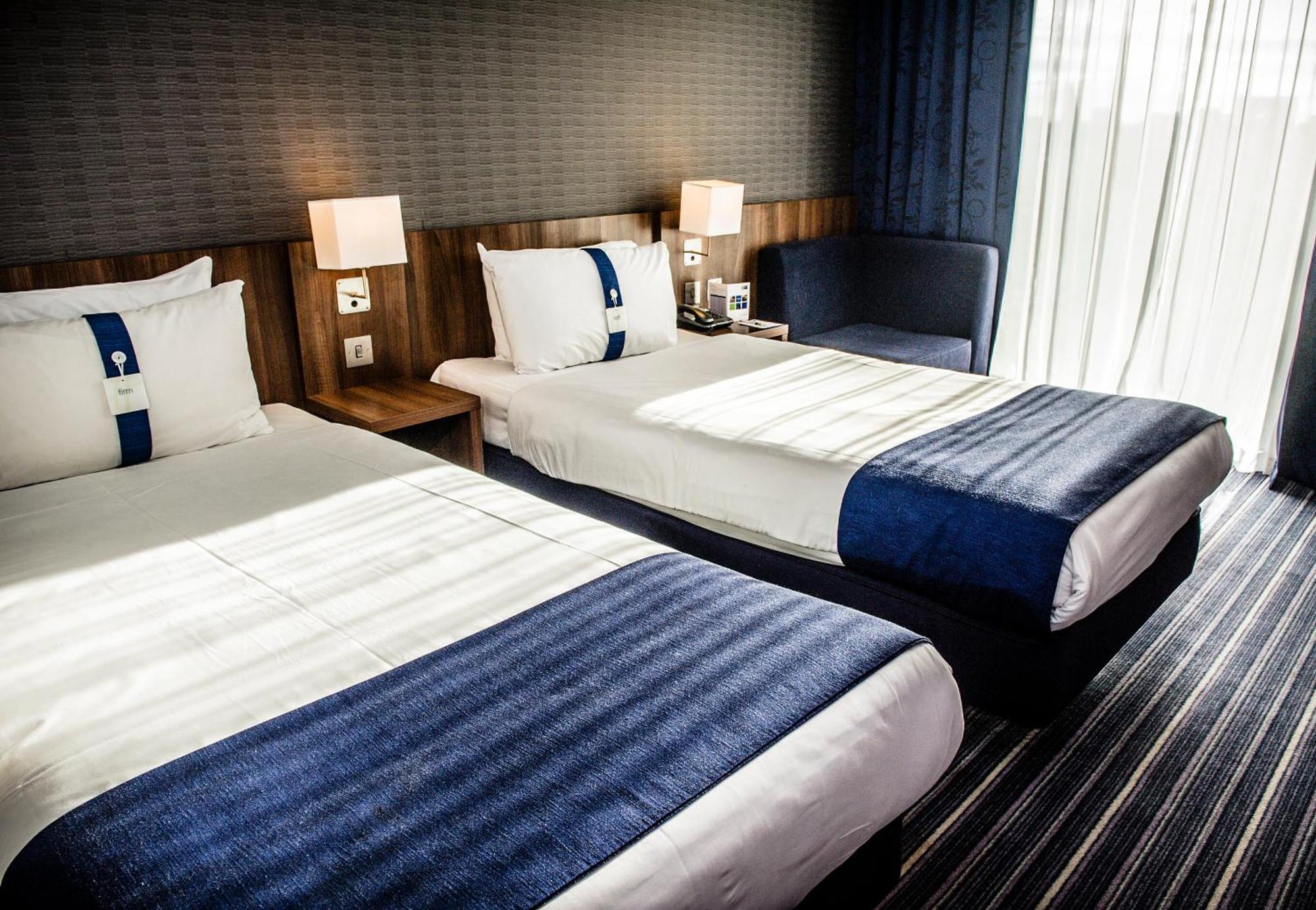 Standard Twin Room Hot