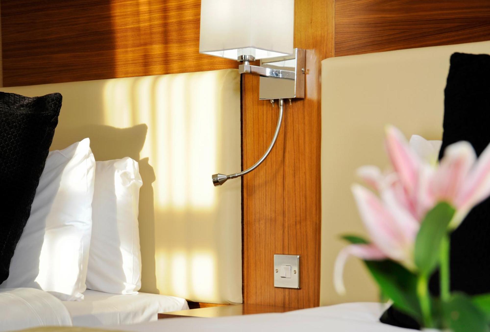 Standard King Room,1729979904:JPEG