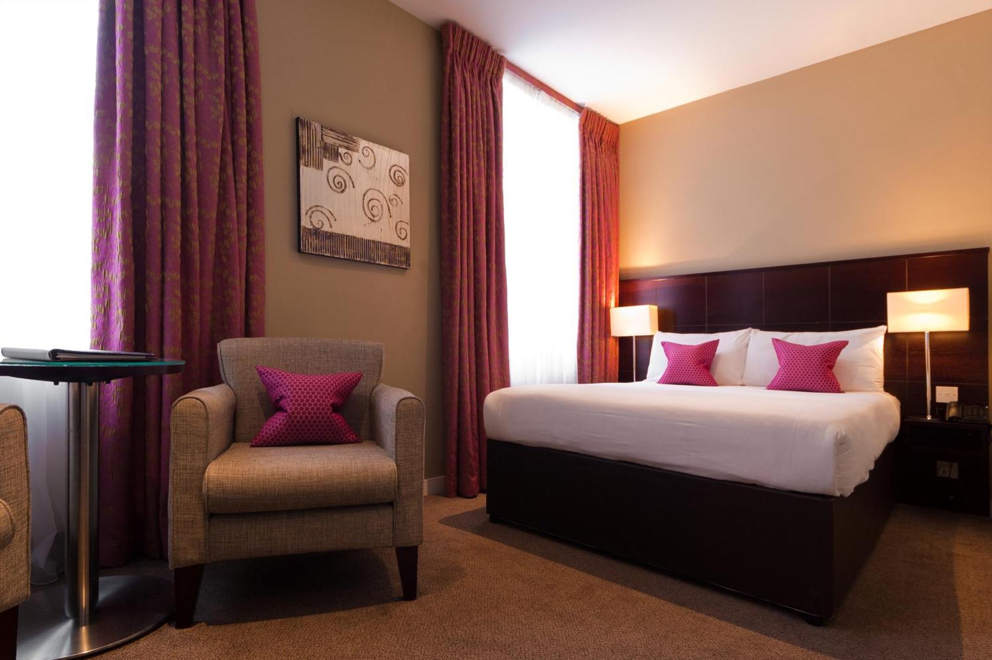 Deluxe Double Room,1274183335:JPEG