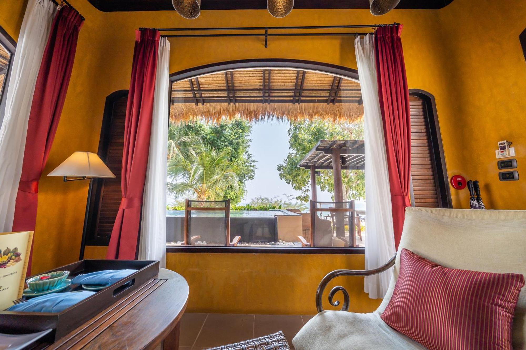 Beach Front Villa Private Pool