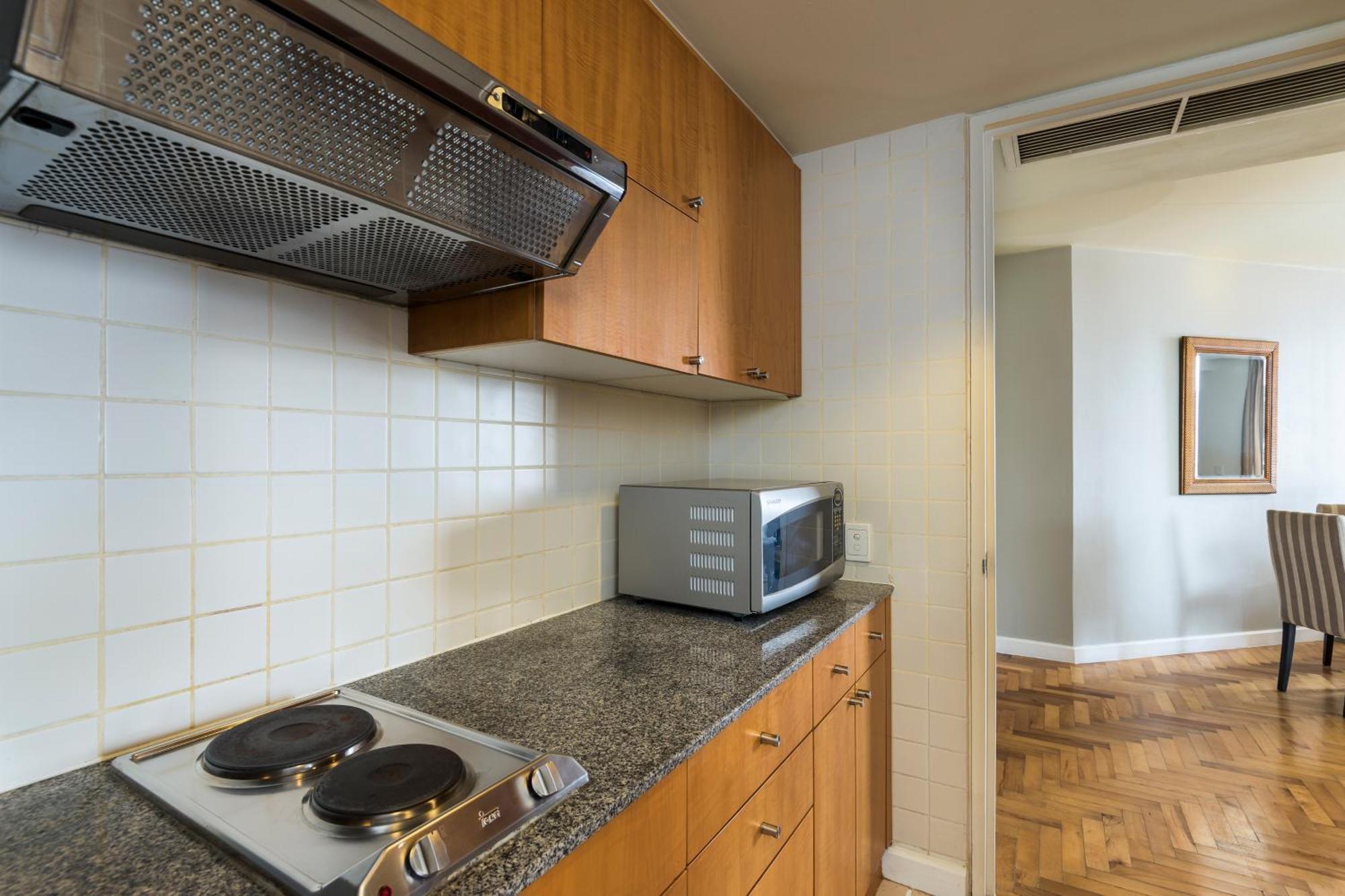 Deluxe One-Bedroom King