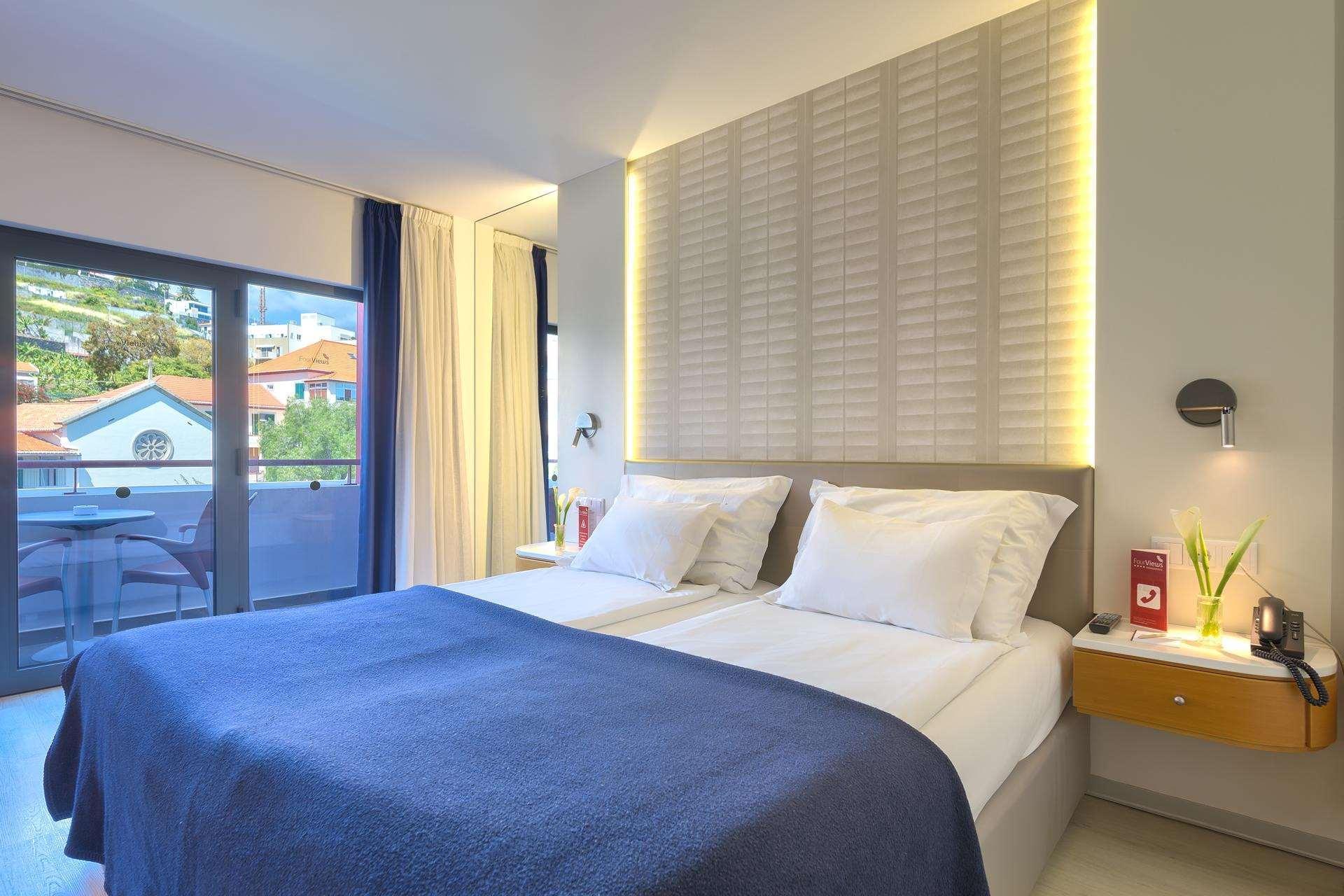 Double Room Mountain View