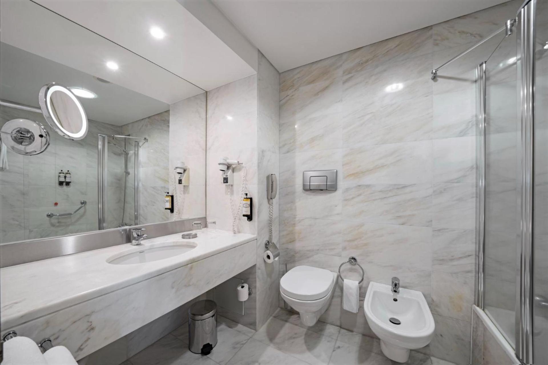 Chambre Double ou Lits Jumeaux - Vue sur Mer