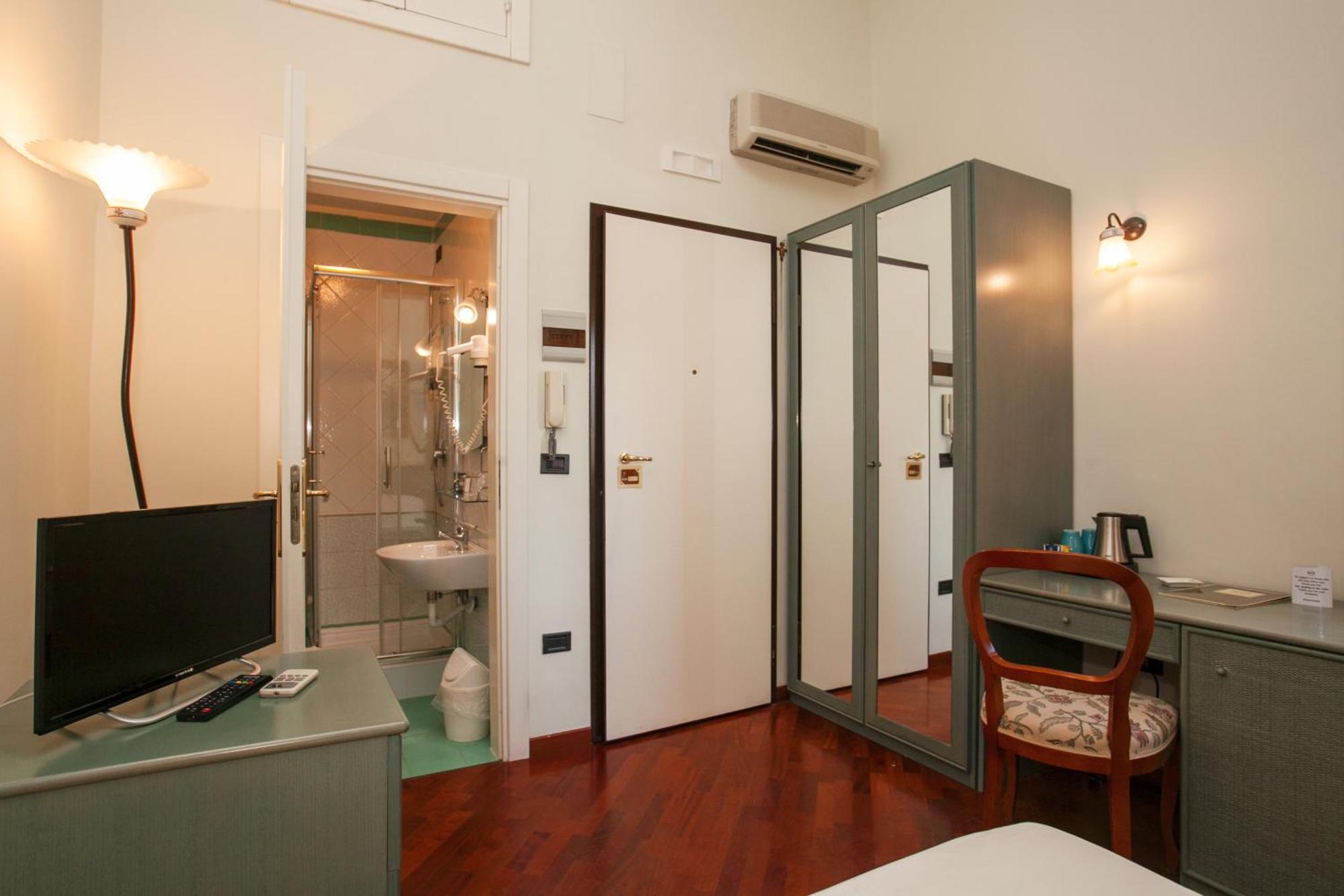 Single Room