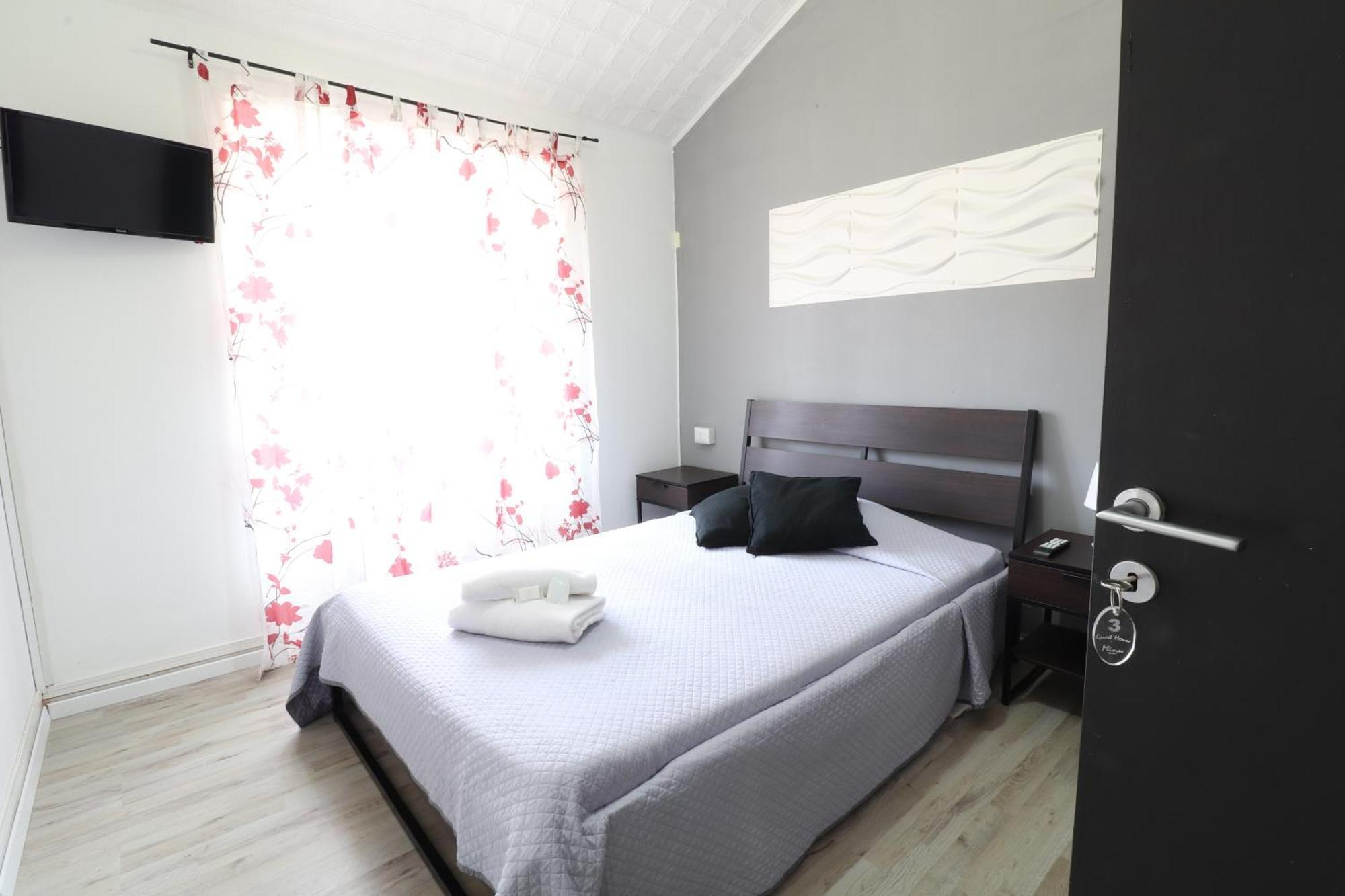 Double Room Private Bathroom