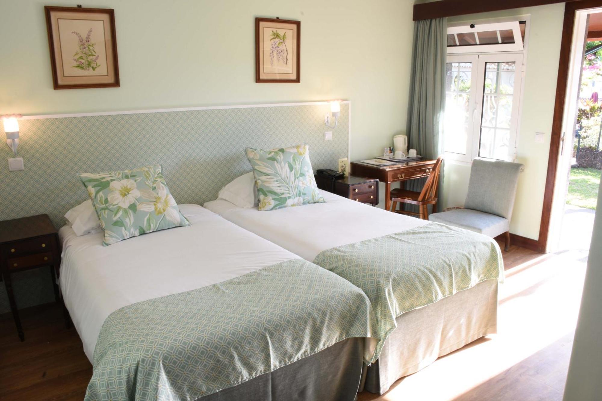Double or Twin Room with Terrace and Garden View,1433449564:JPEG