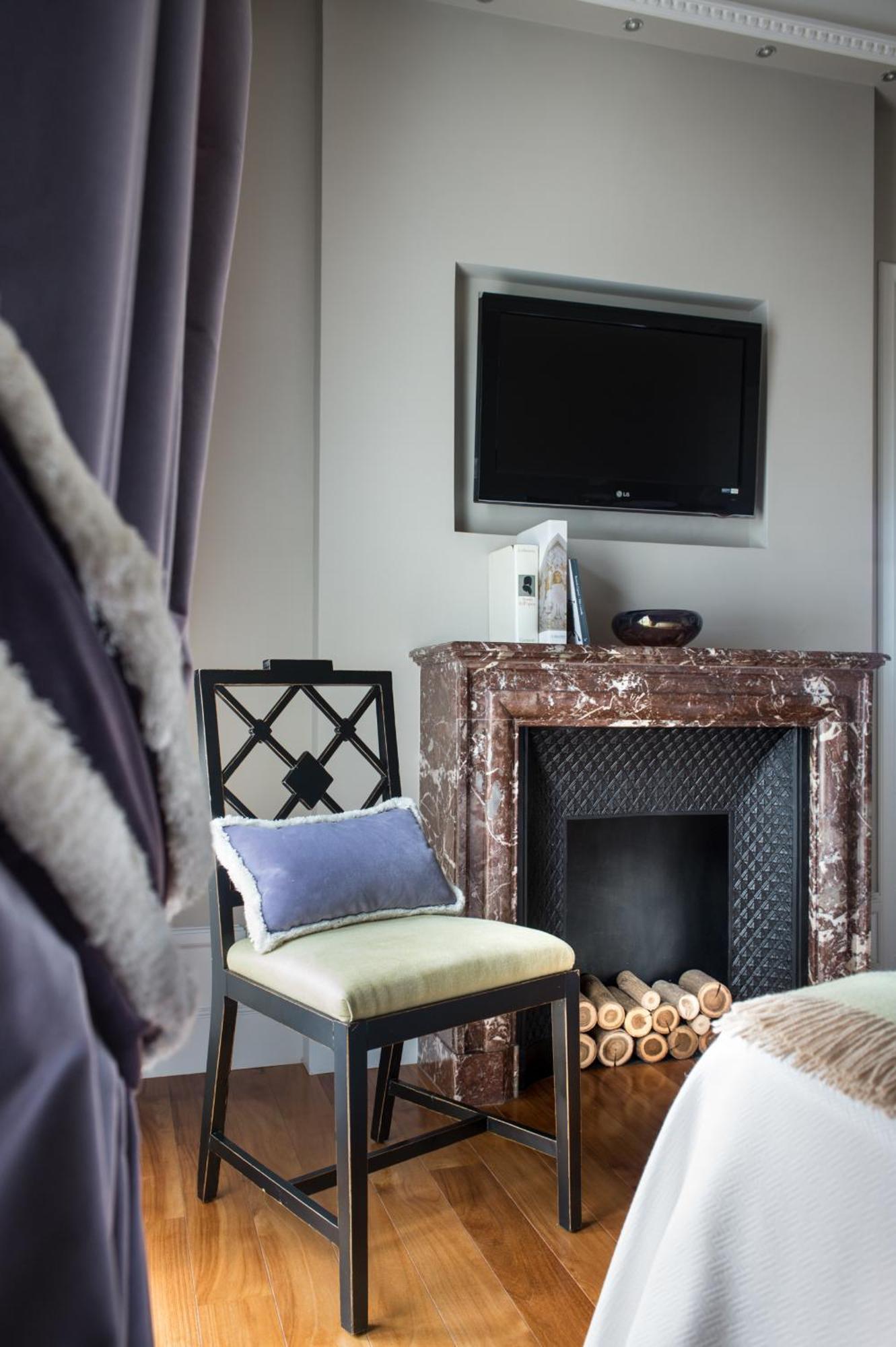 Prestige Suite