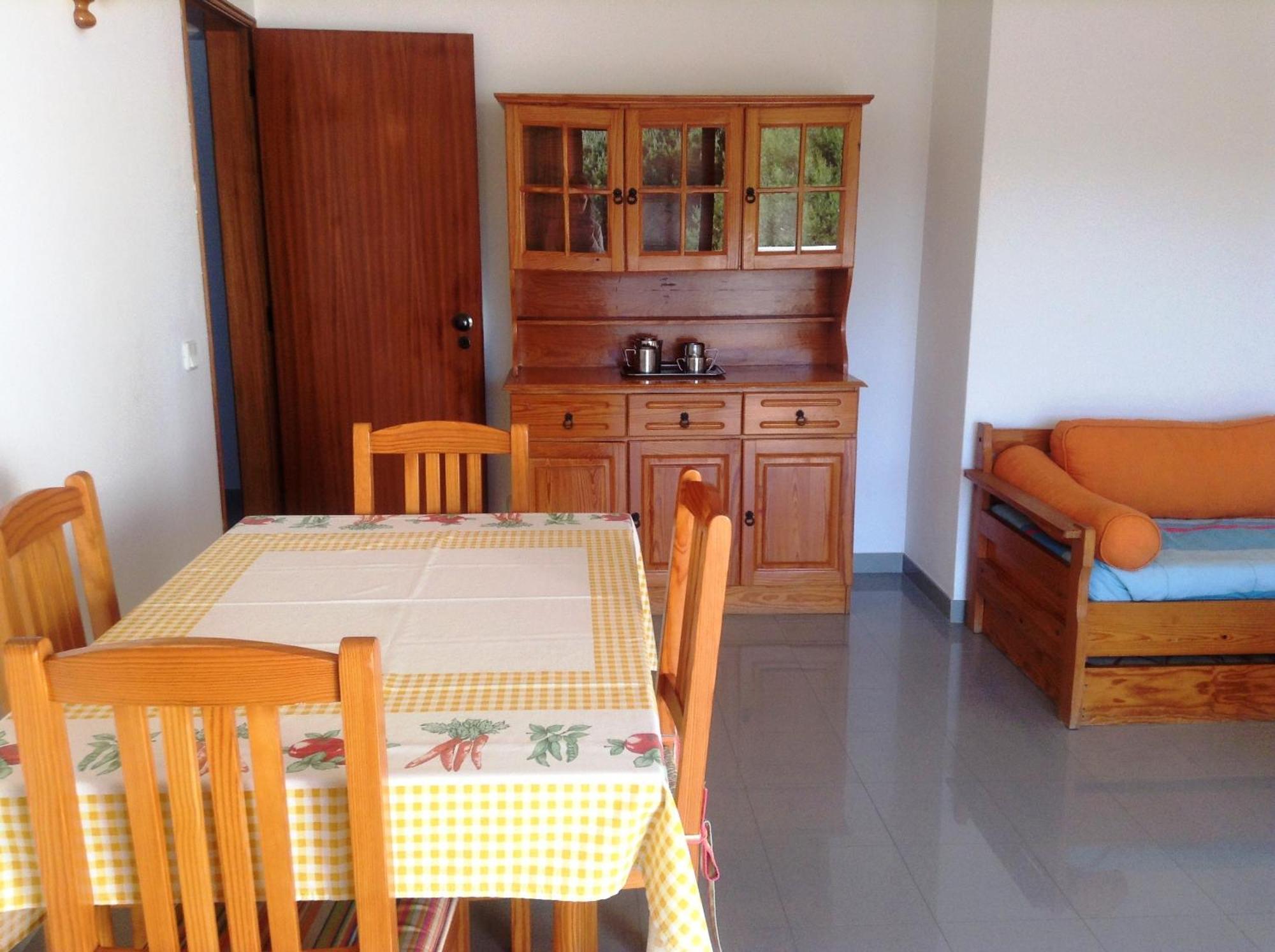 One-Bedroom Apartment,63427213:JPEG