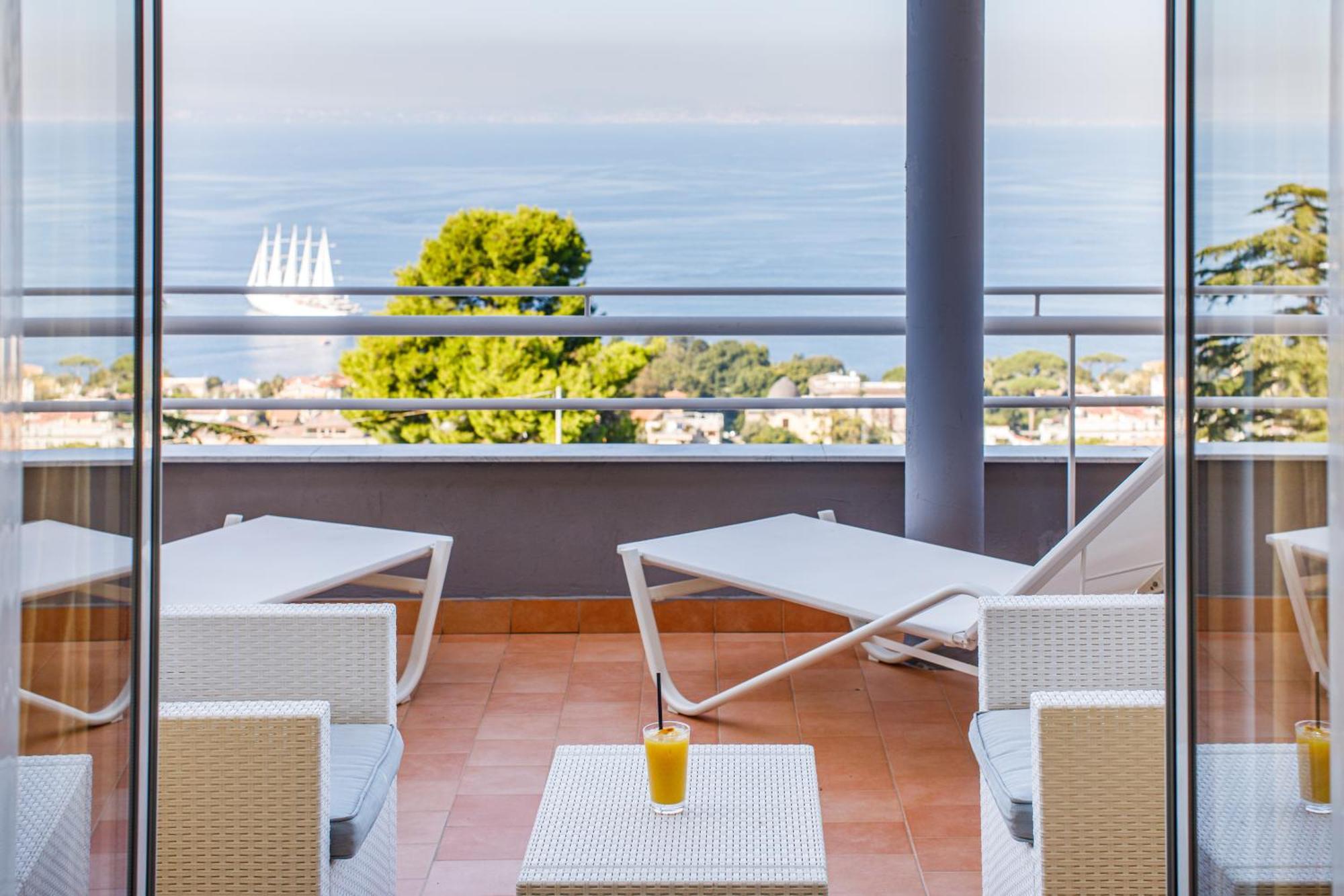 Superior Double Room Sea View