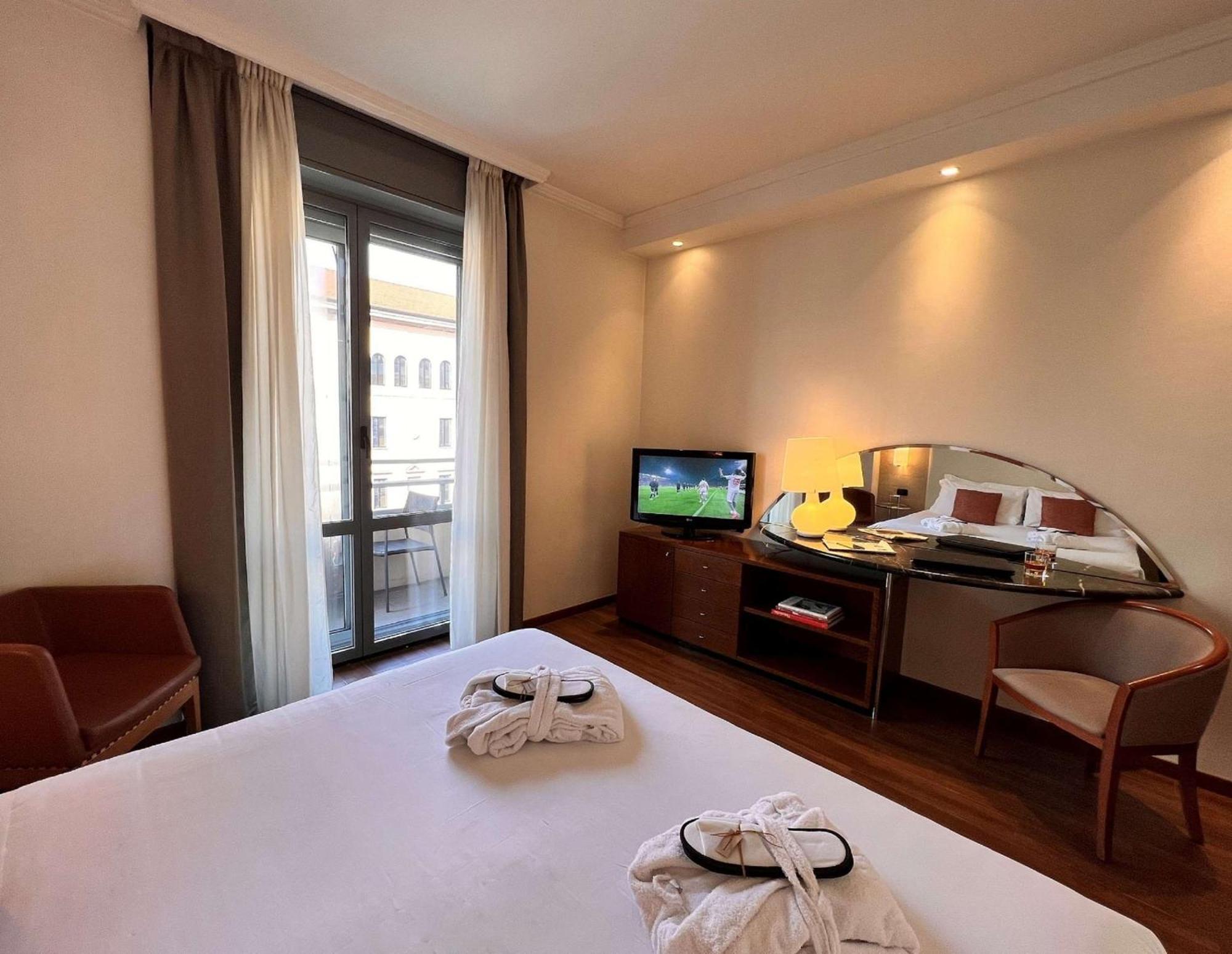 Comfort Queen Room