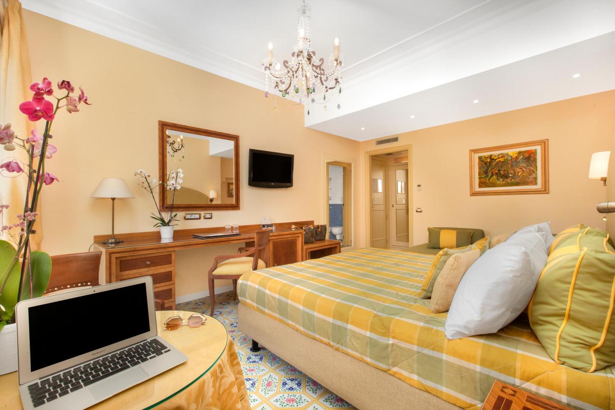 Deluxe Double or Twin Room Balcony