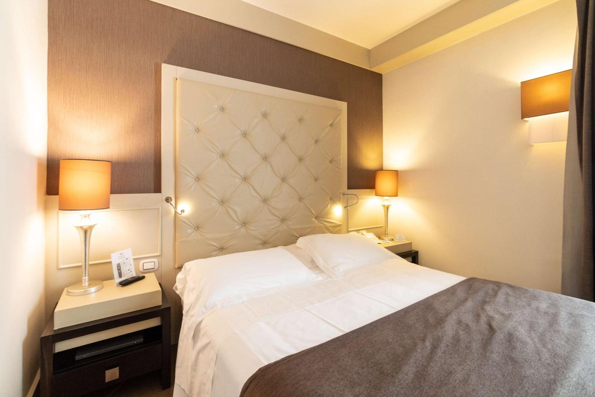 Classic Queen Room
