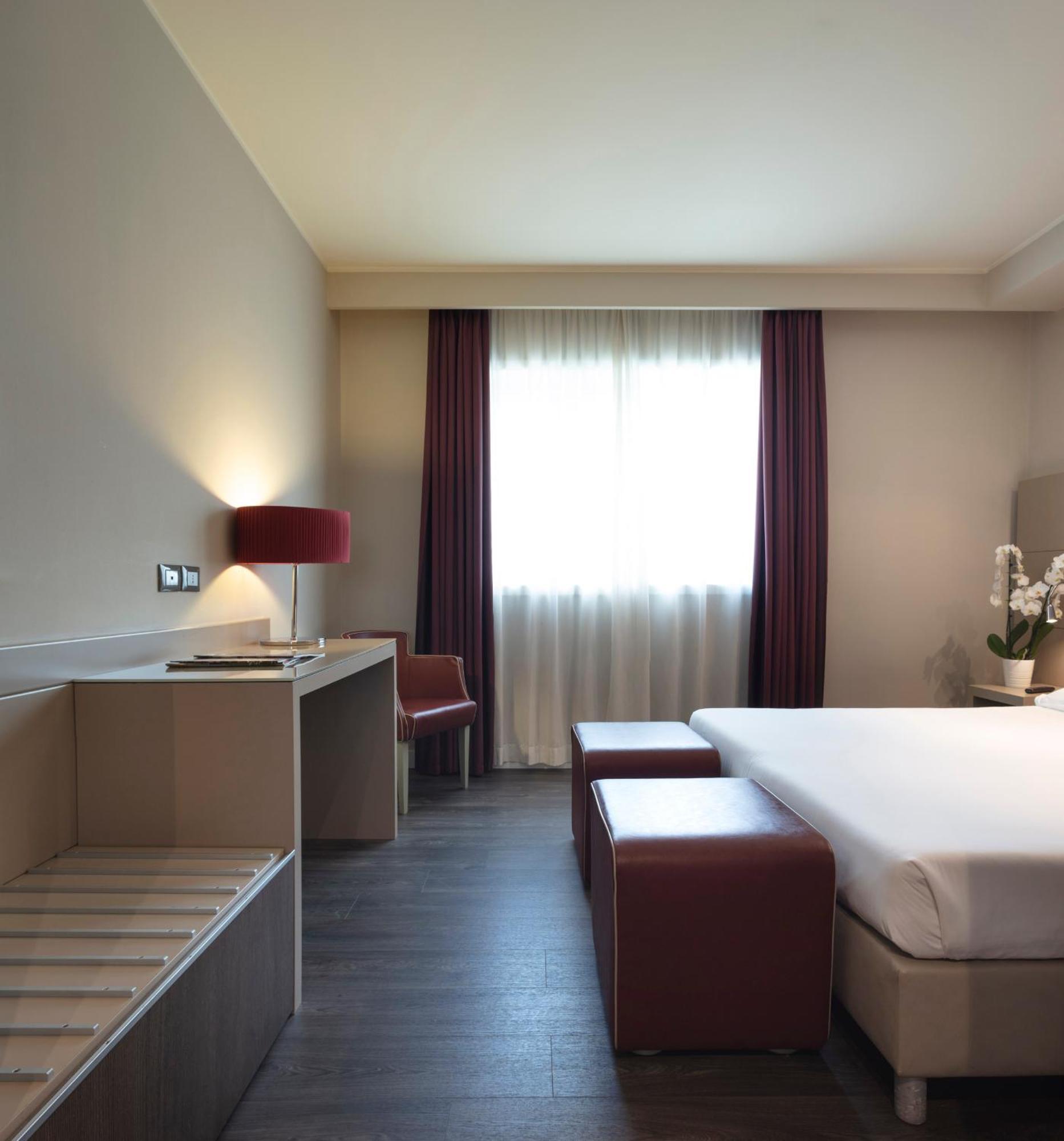 Classic Double or Twin Room