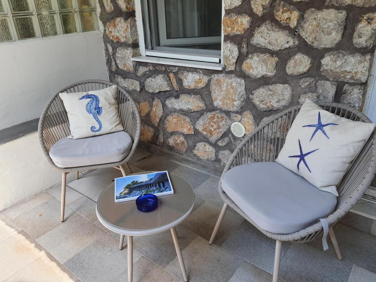 Classic Doppel-/Zweibettzimmer mit Blick auf den Garten