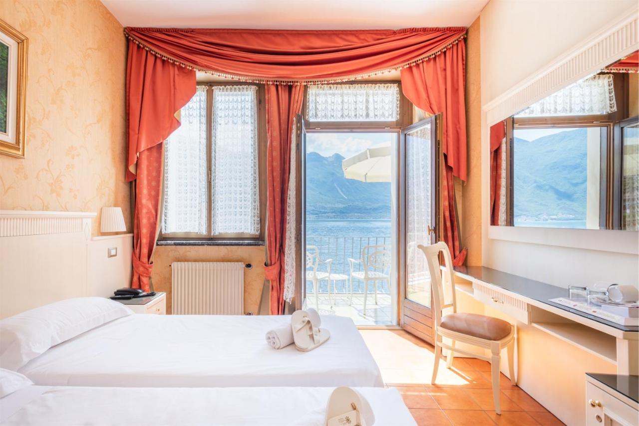 Double Room Balcony Lake View