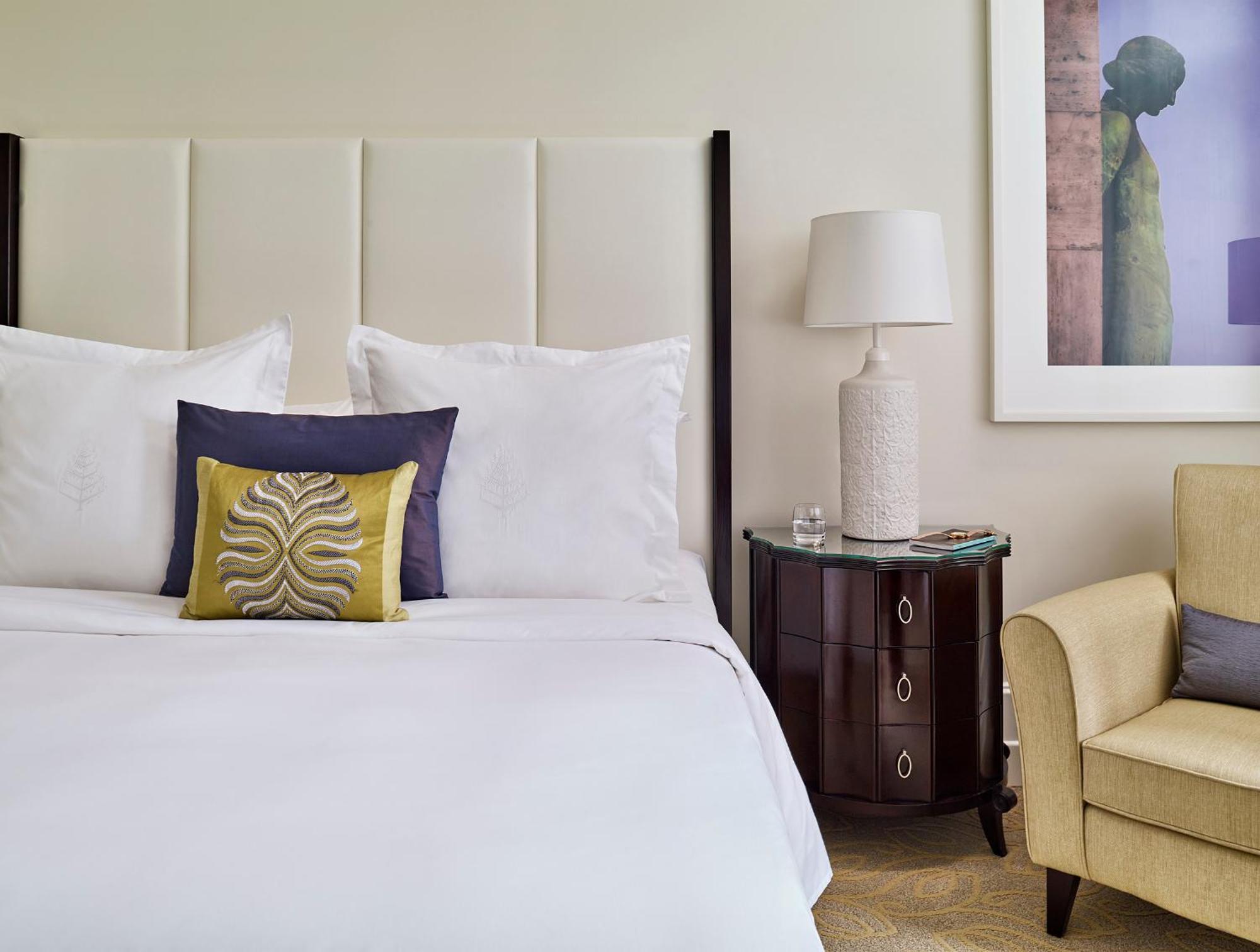 Superior Room One King Bed
