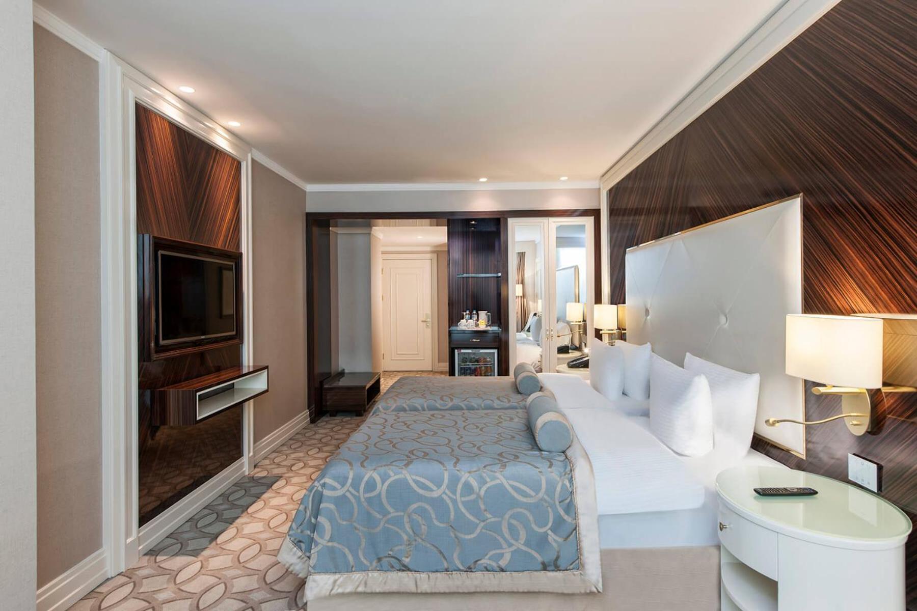 Deluxe Room 2 Single Beds