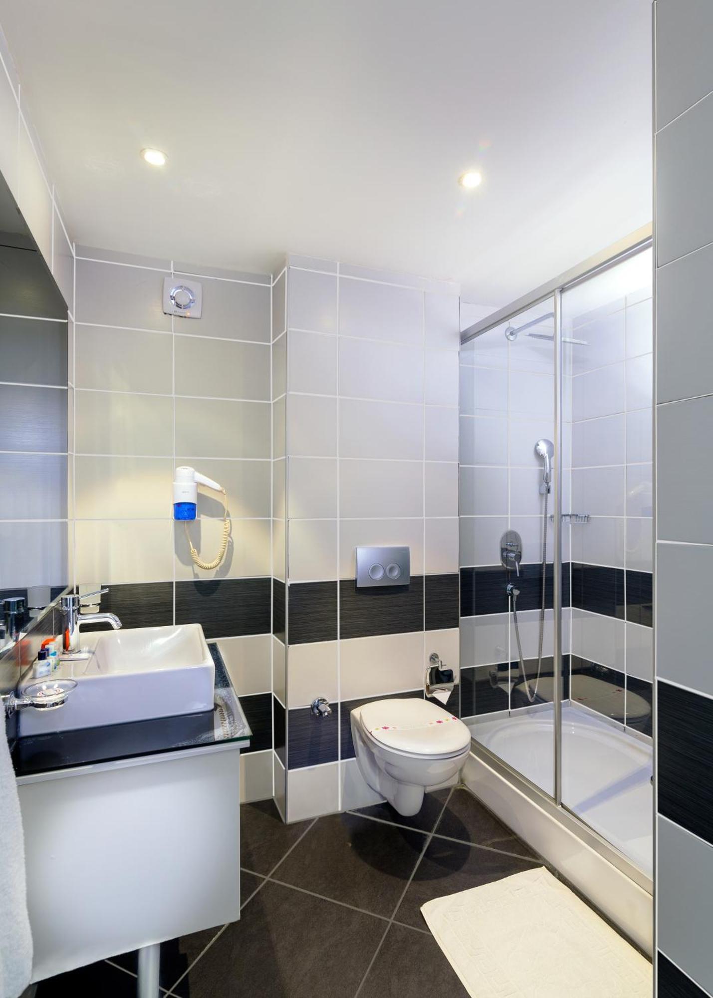 Economy Single Room