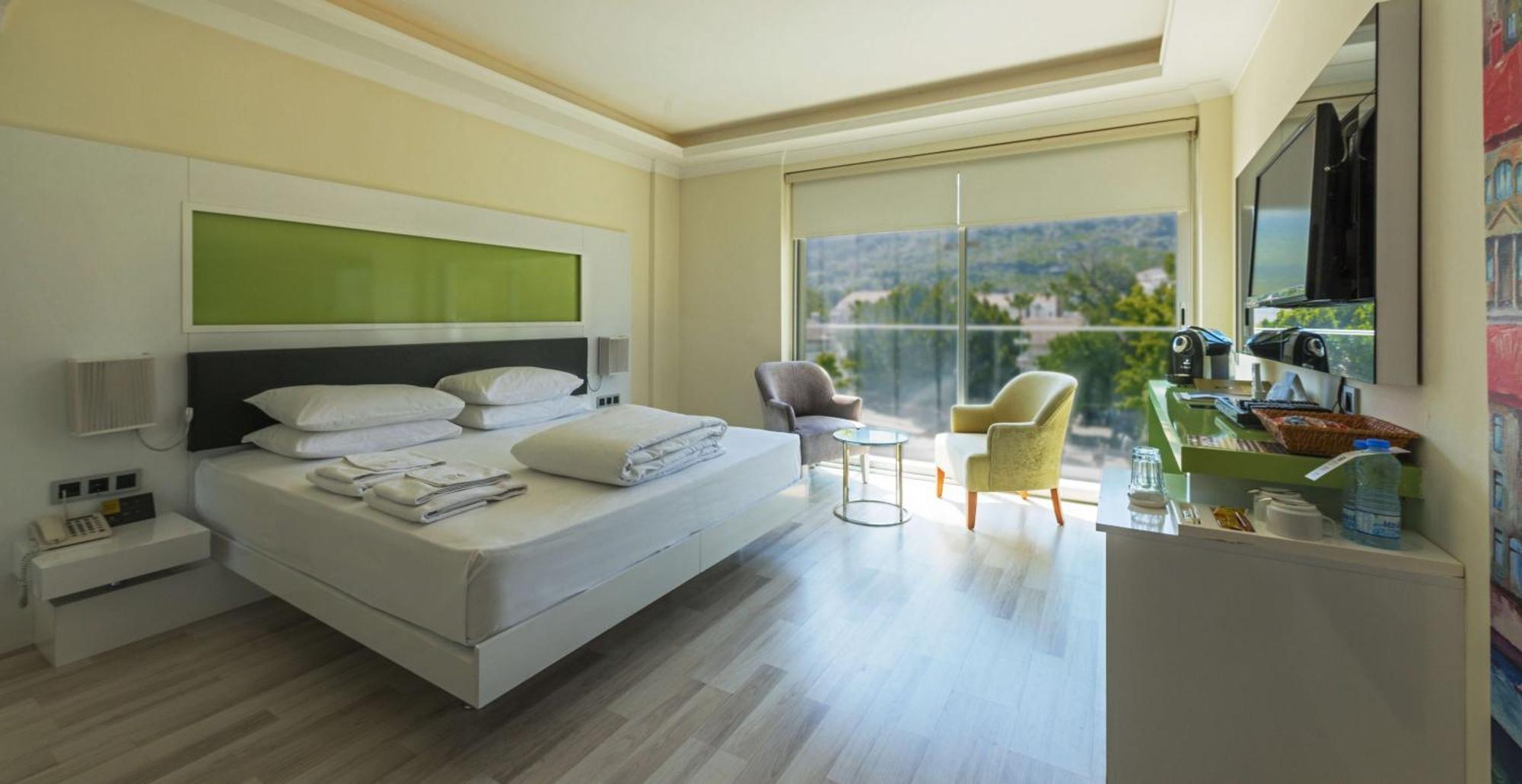 Room City View