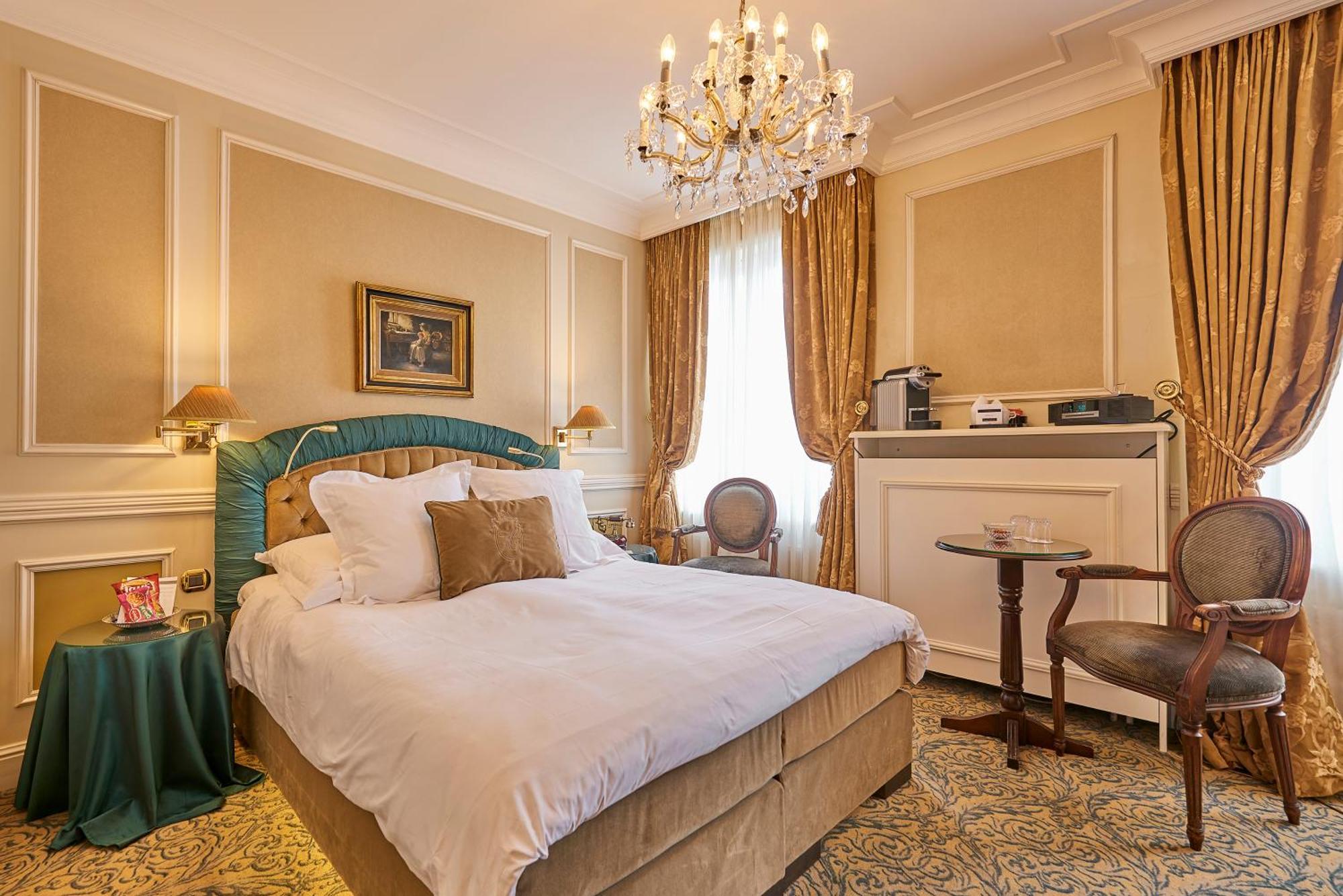 Classic Double Room