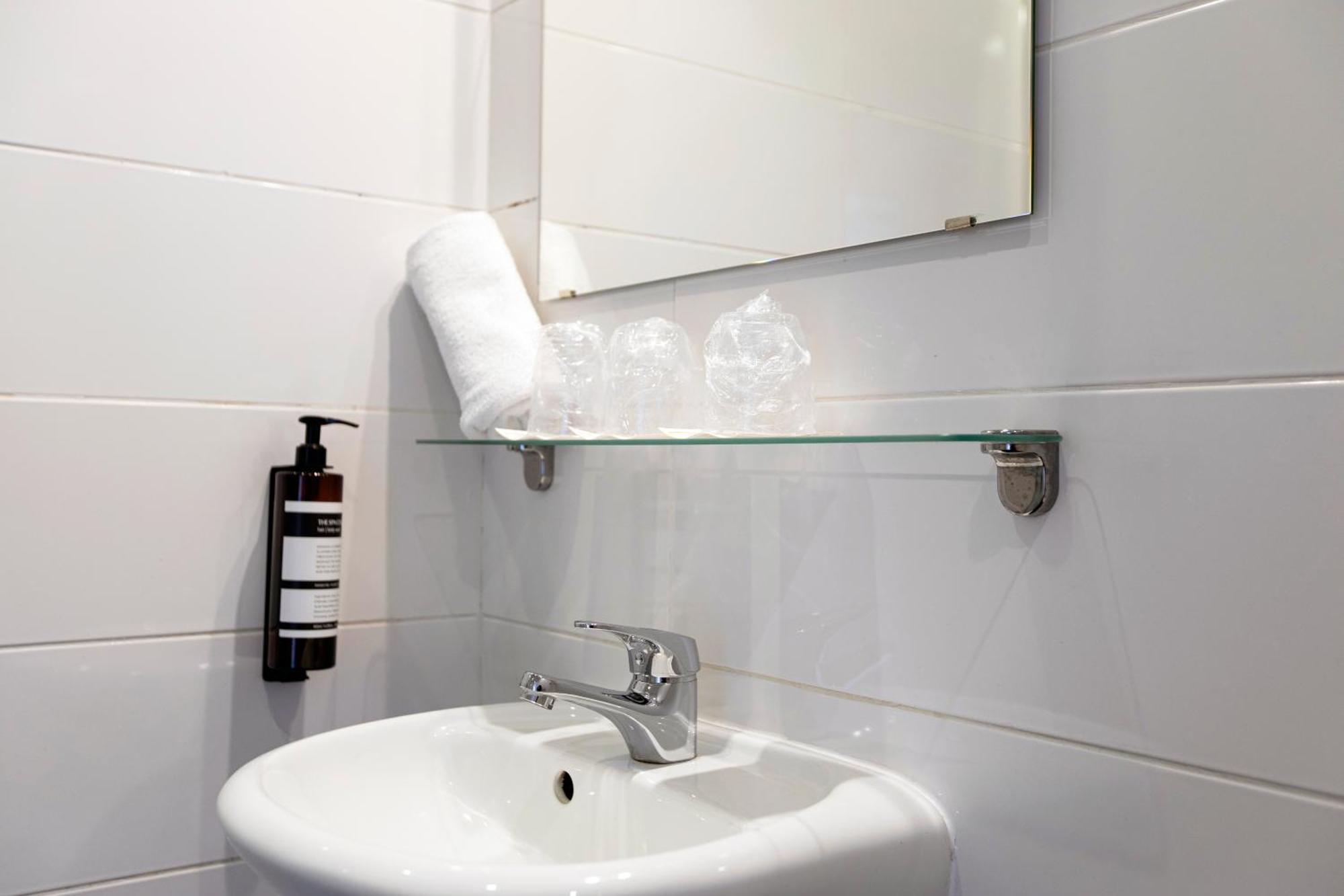Triple Room Private Bathroom