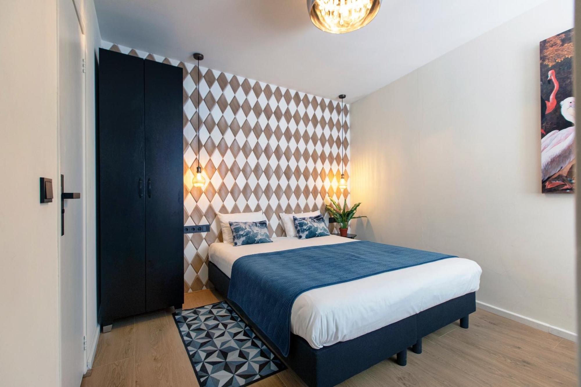 Double Room,1275279997:JPEG