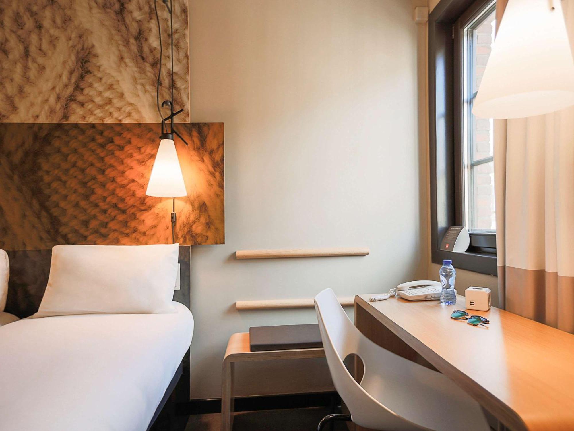 Premium Double Room,1704829466:JPEG