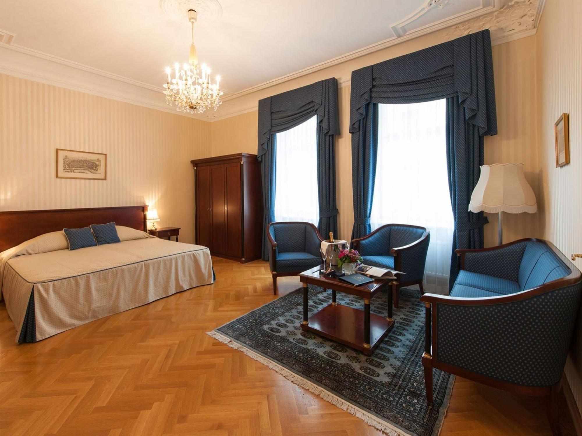 Classic Double Room