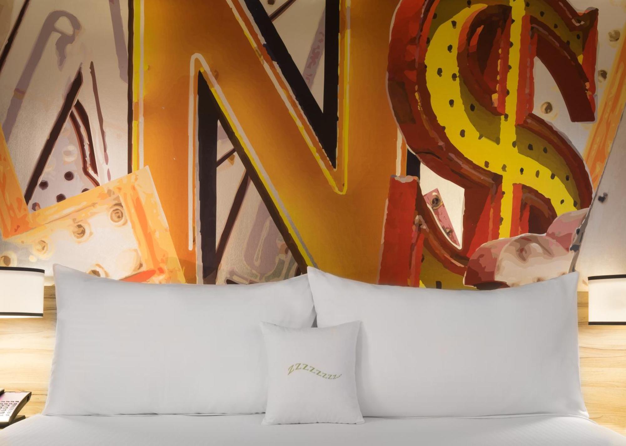Deluxe Room, 2 Doubles, Non-Smoking