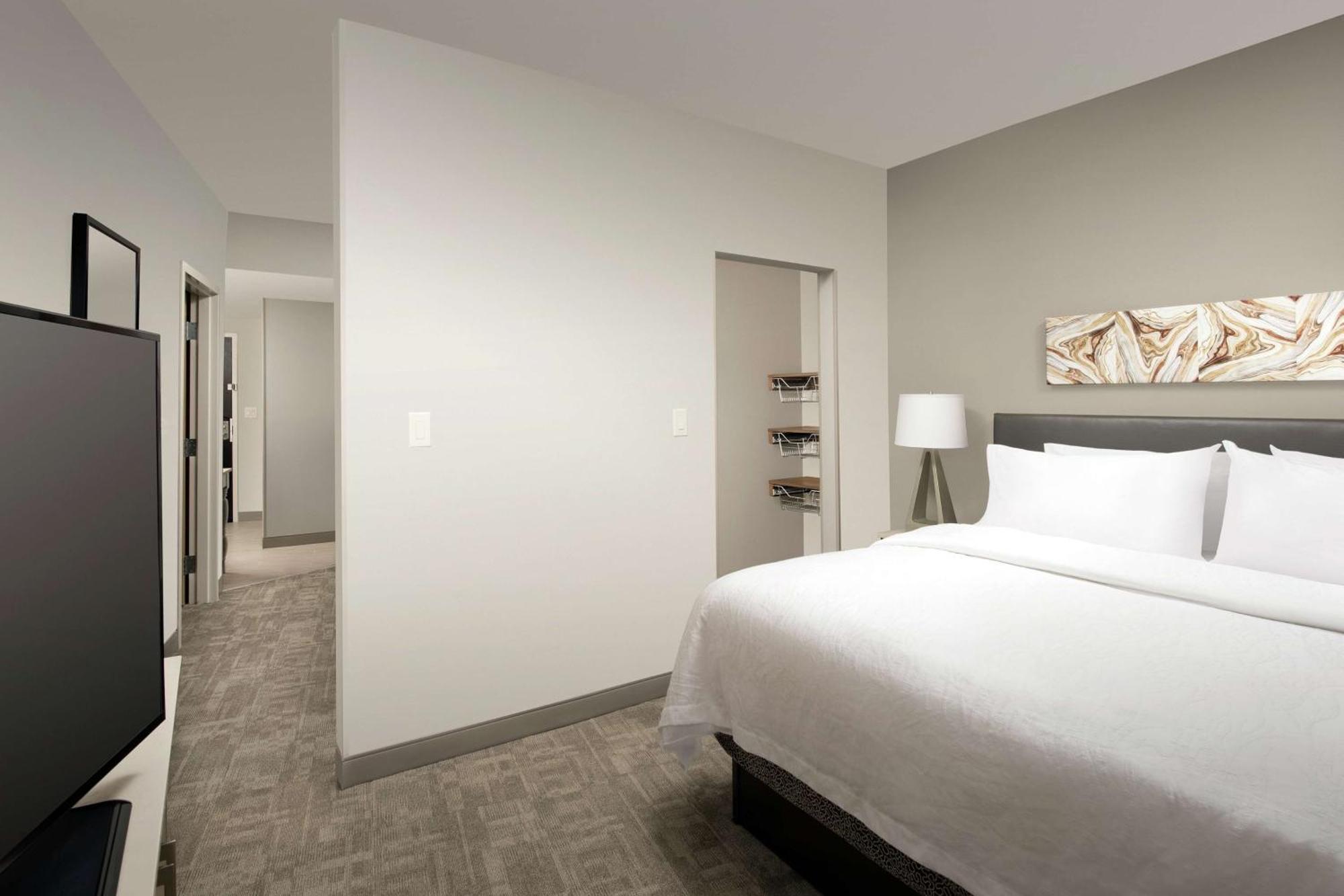 Junior King Suite Sofa Bed