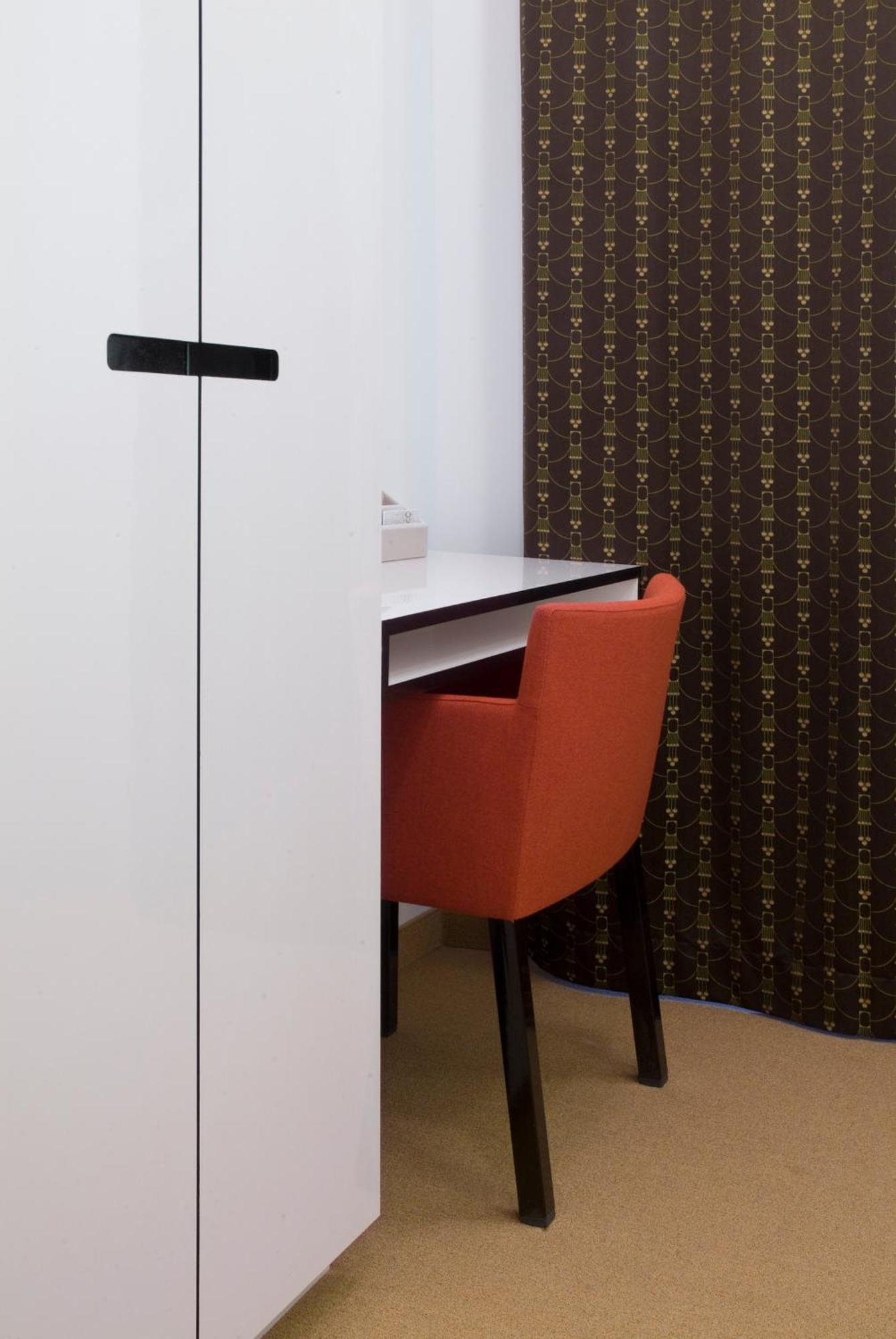 Deluxe Single Room