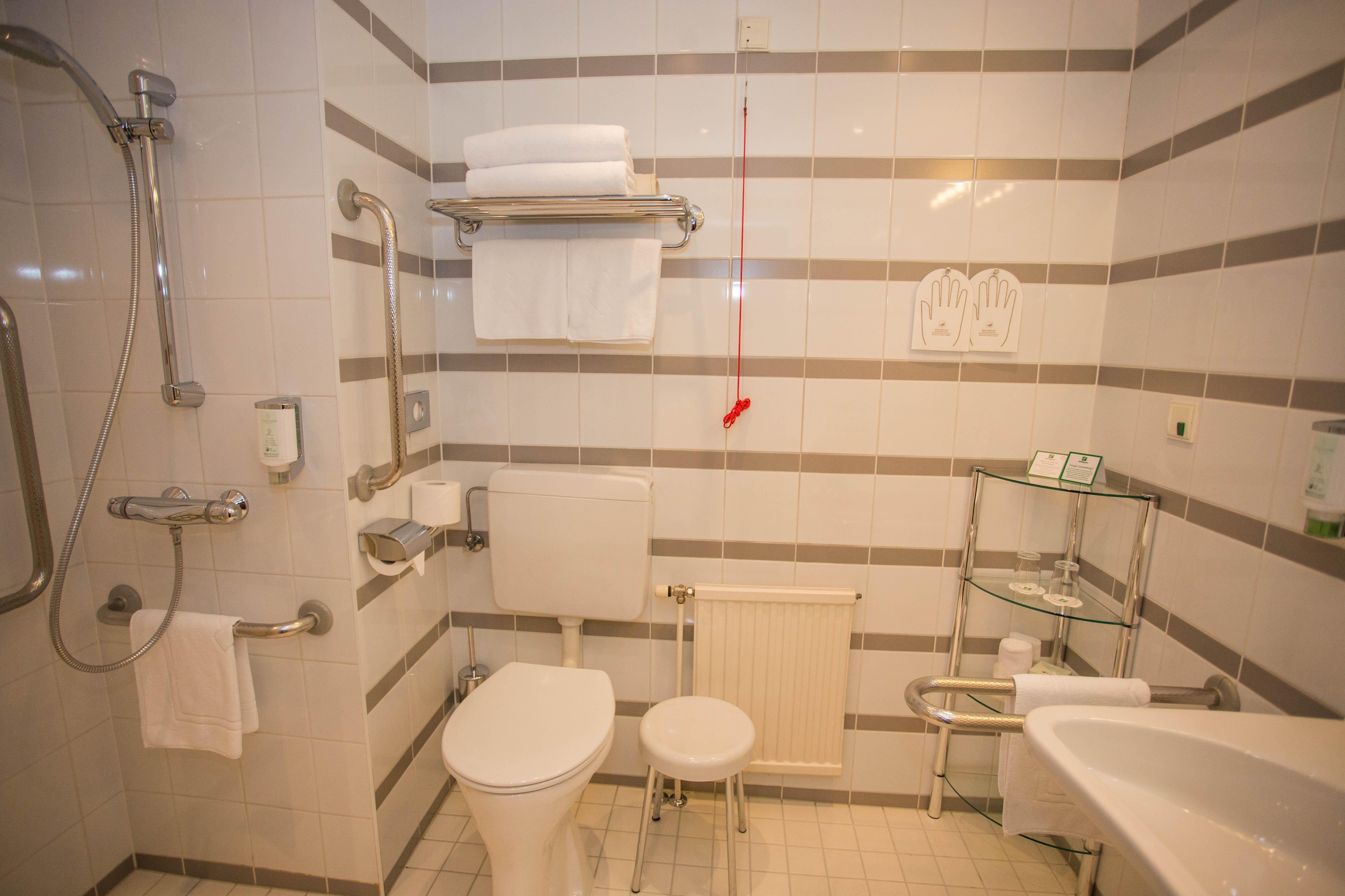 Queen Room Disability Access