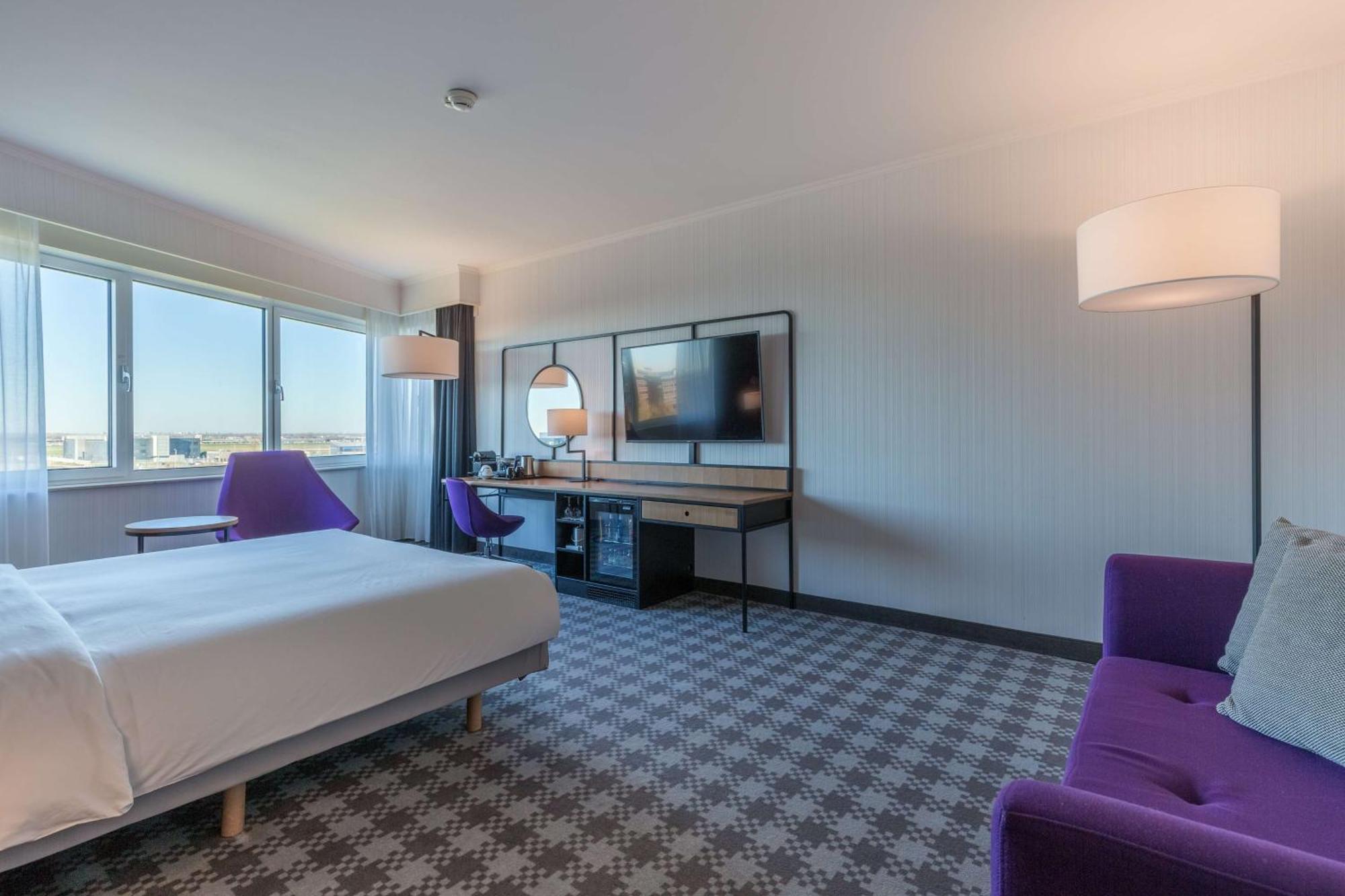 Junior Suite,1275425665:JPEG