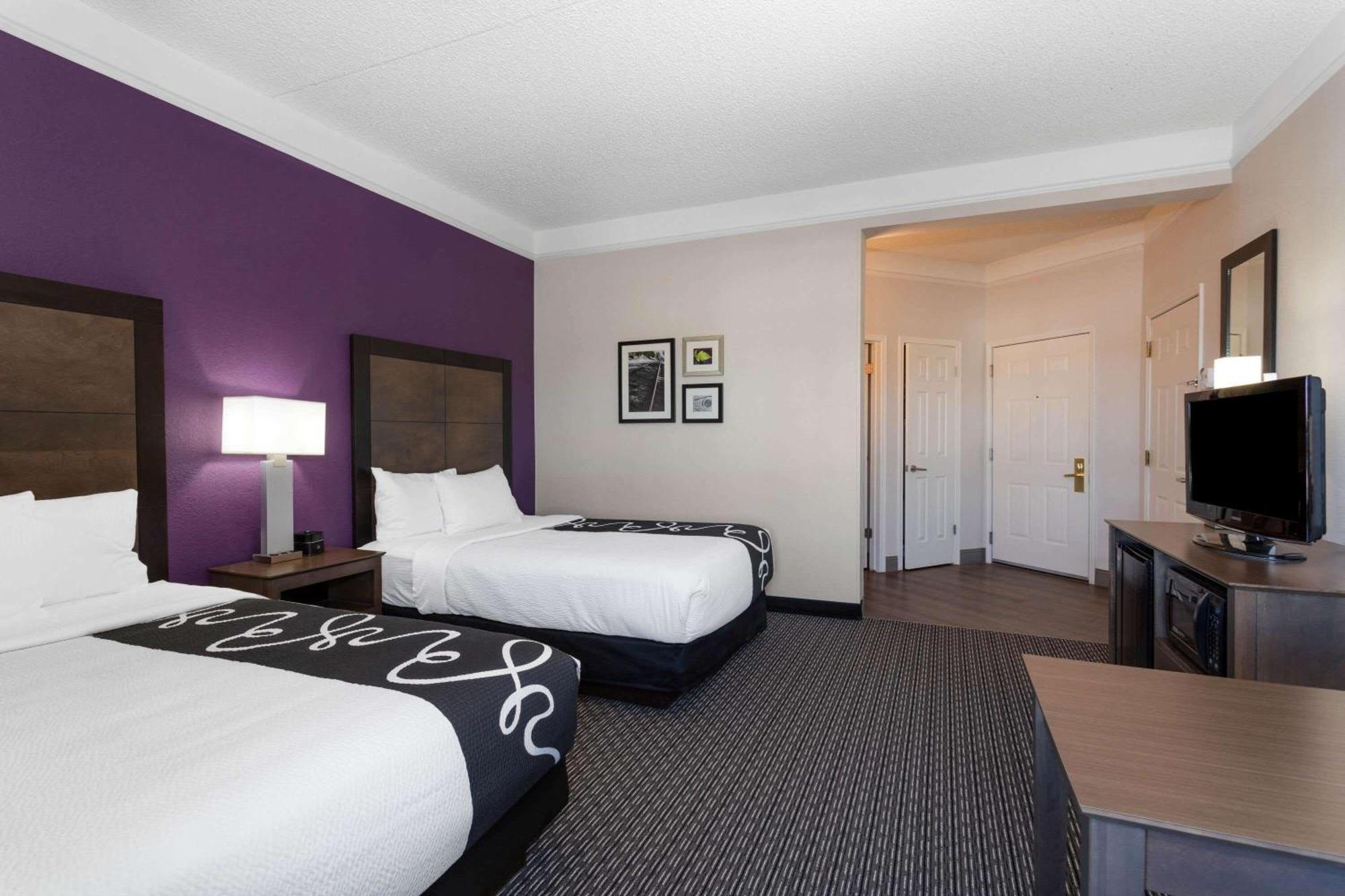 Deluxe Double Room Two Double Beds