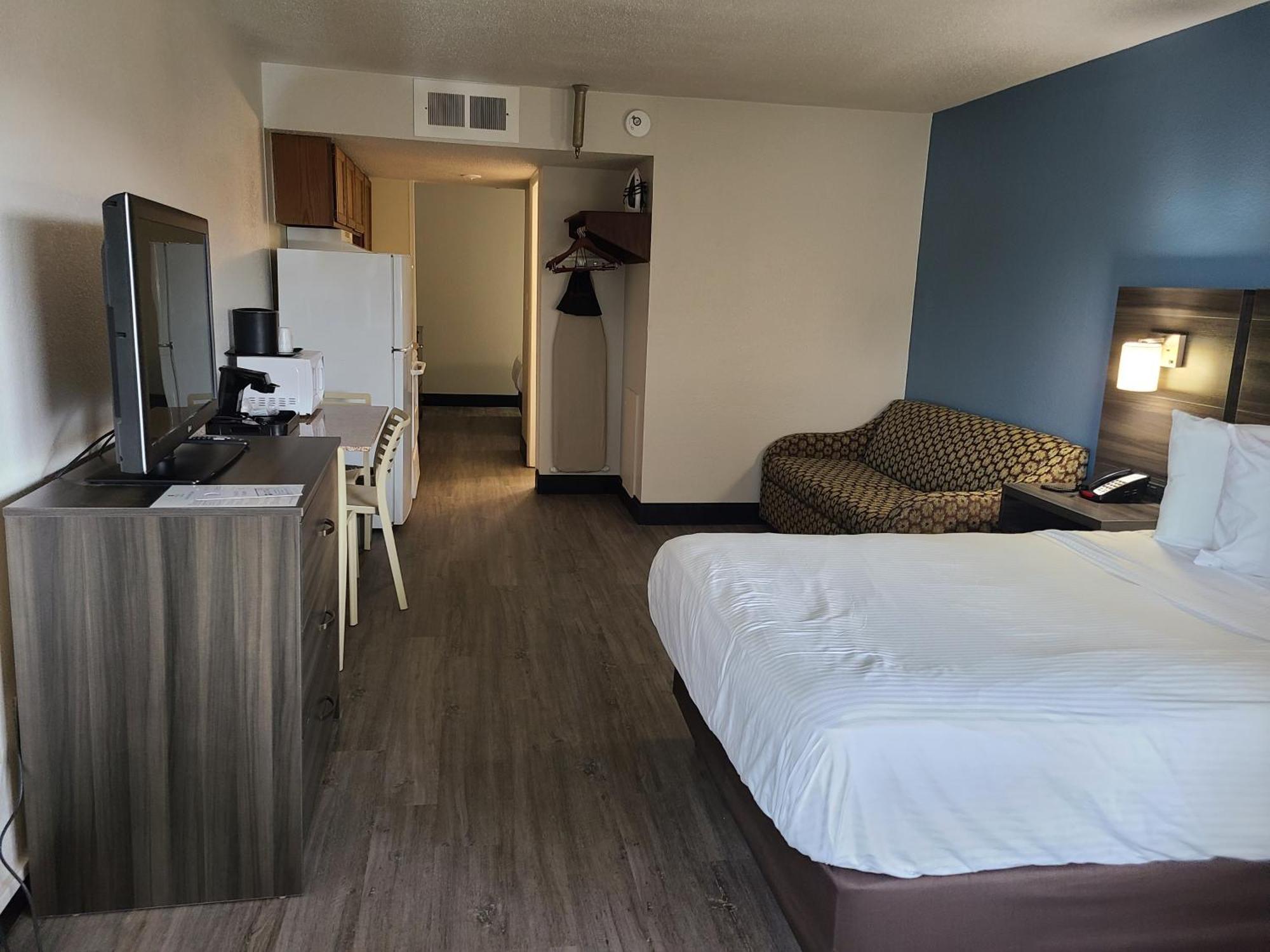 Suite Two Double Beds