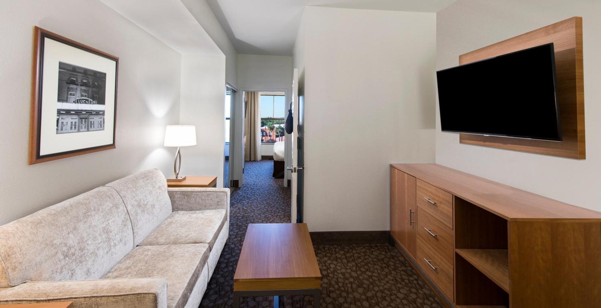 Queen Suite